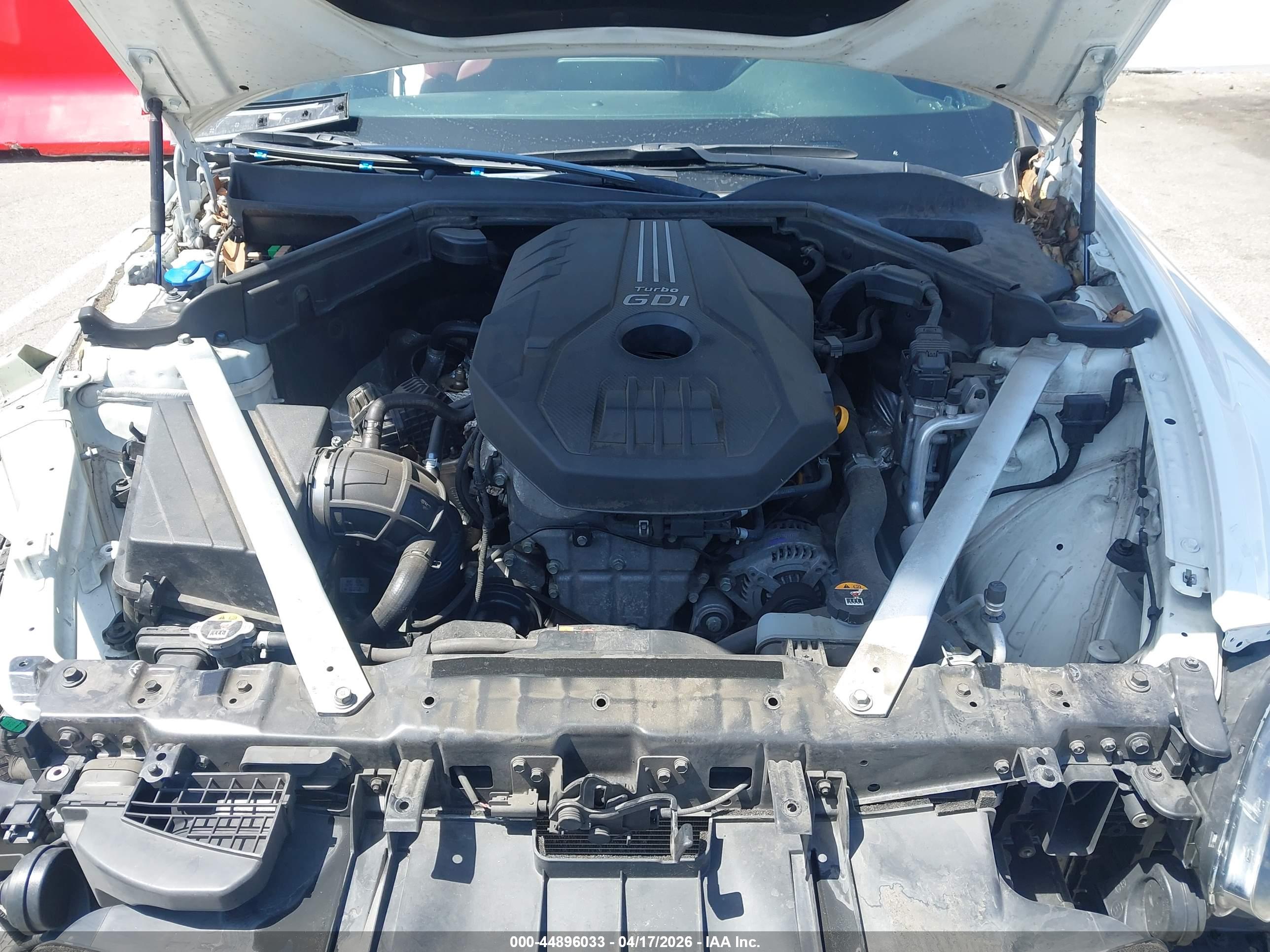 KIA STINGER image 10
