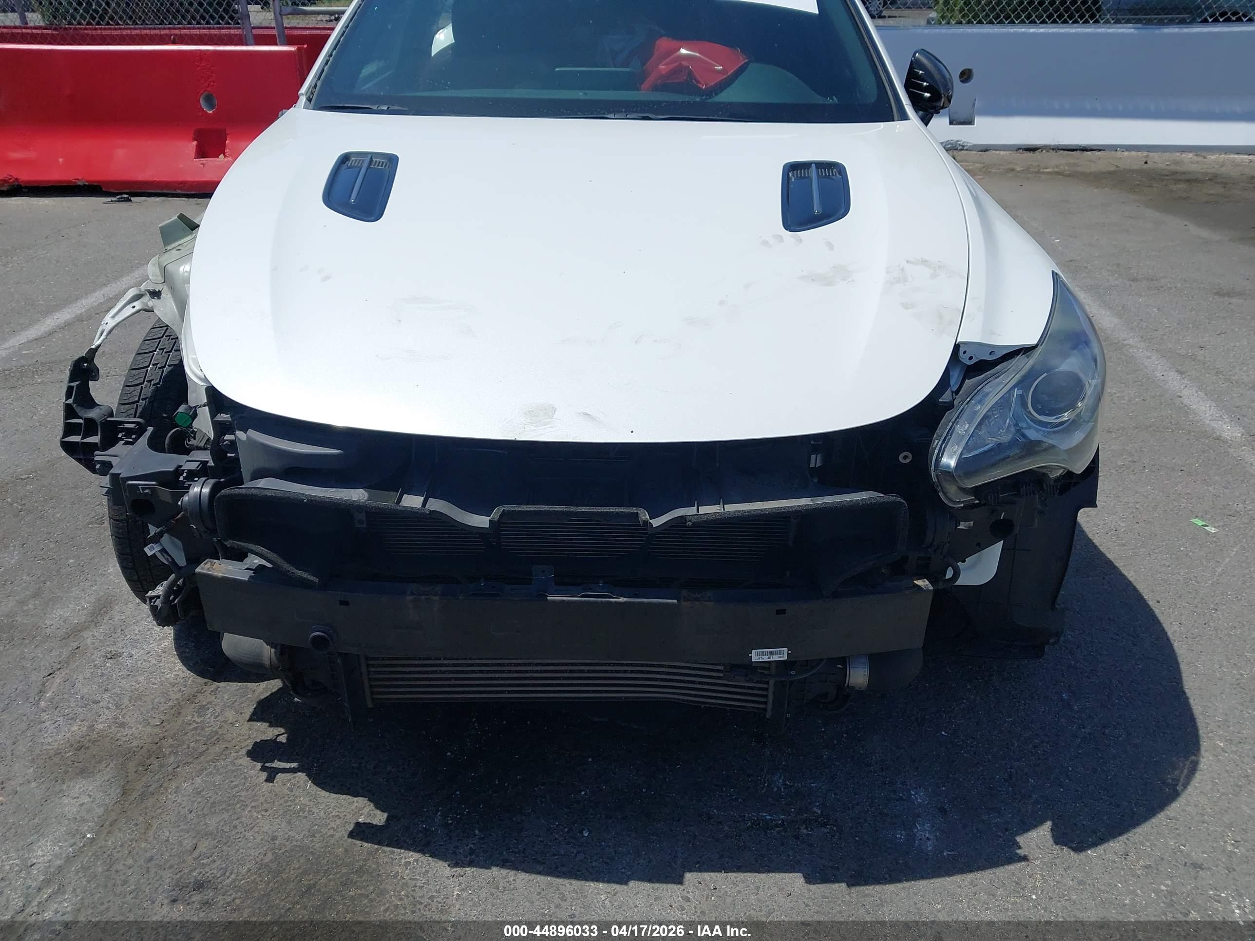 KIA STINGER image 6