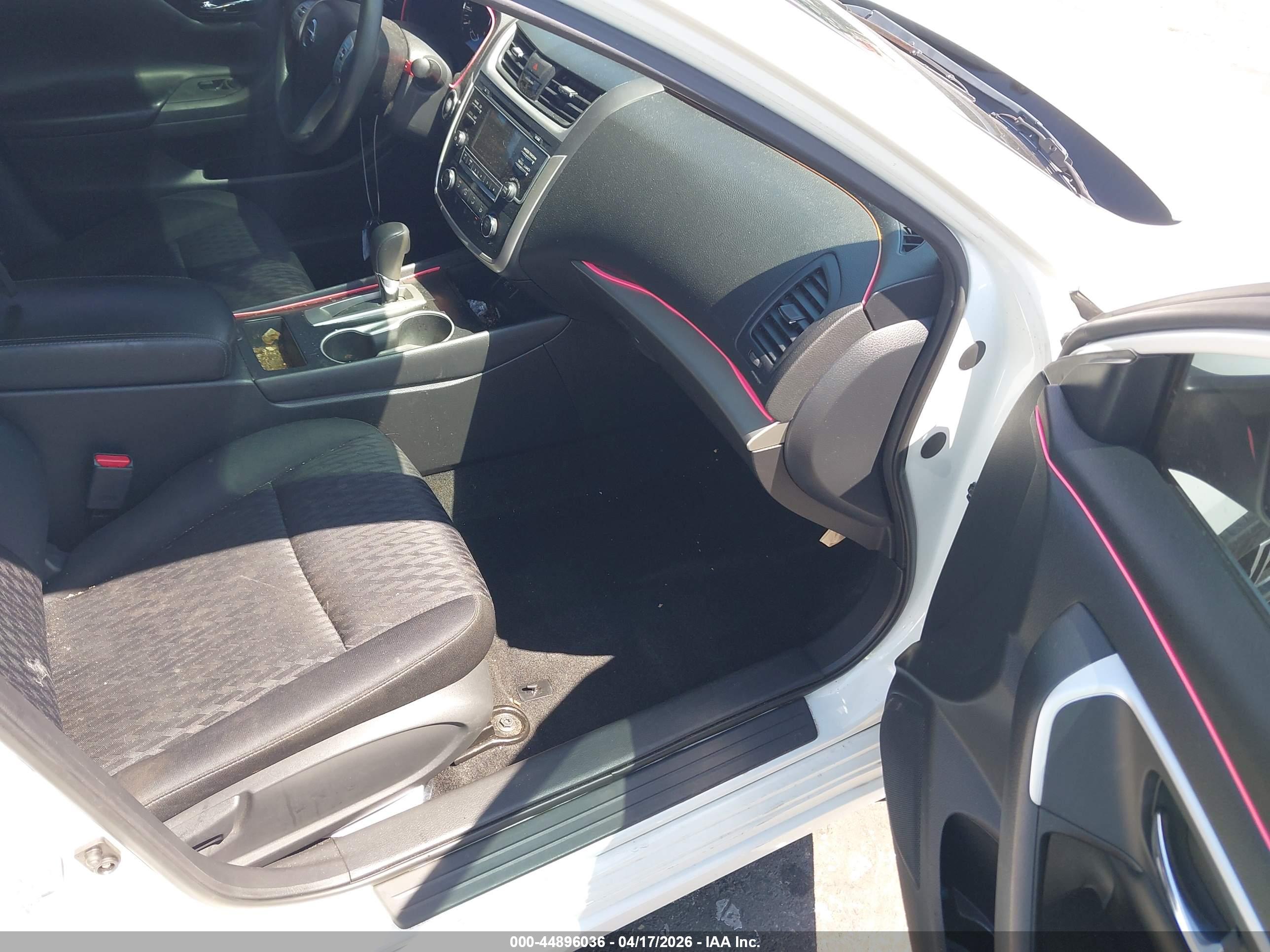 NISSAN ALTIMA image 5