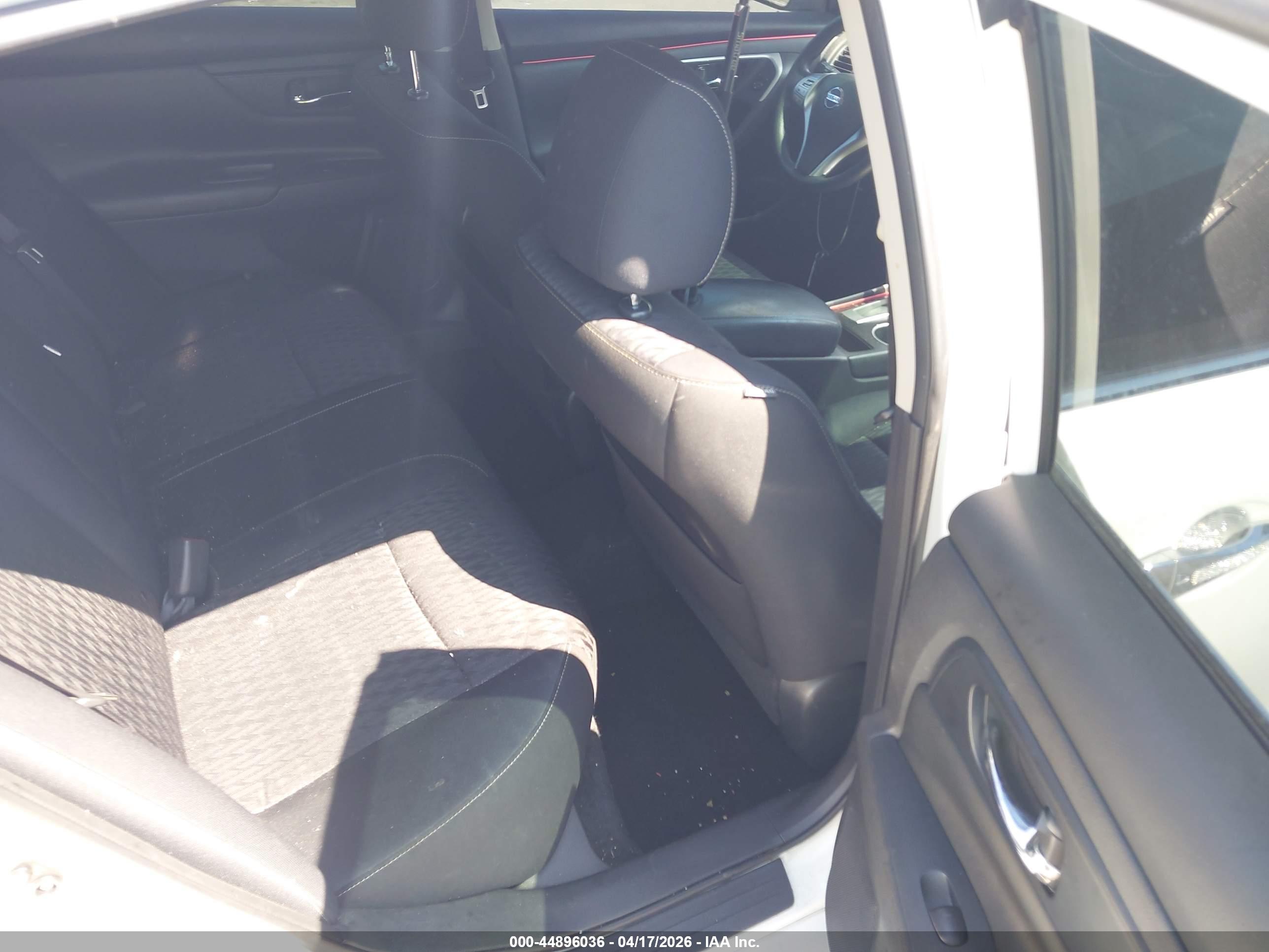 NISSAN ALTIMA image 8