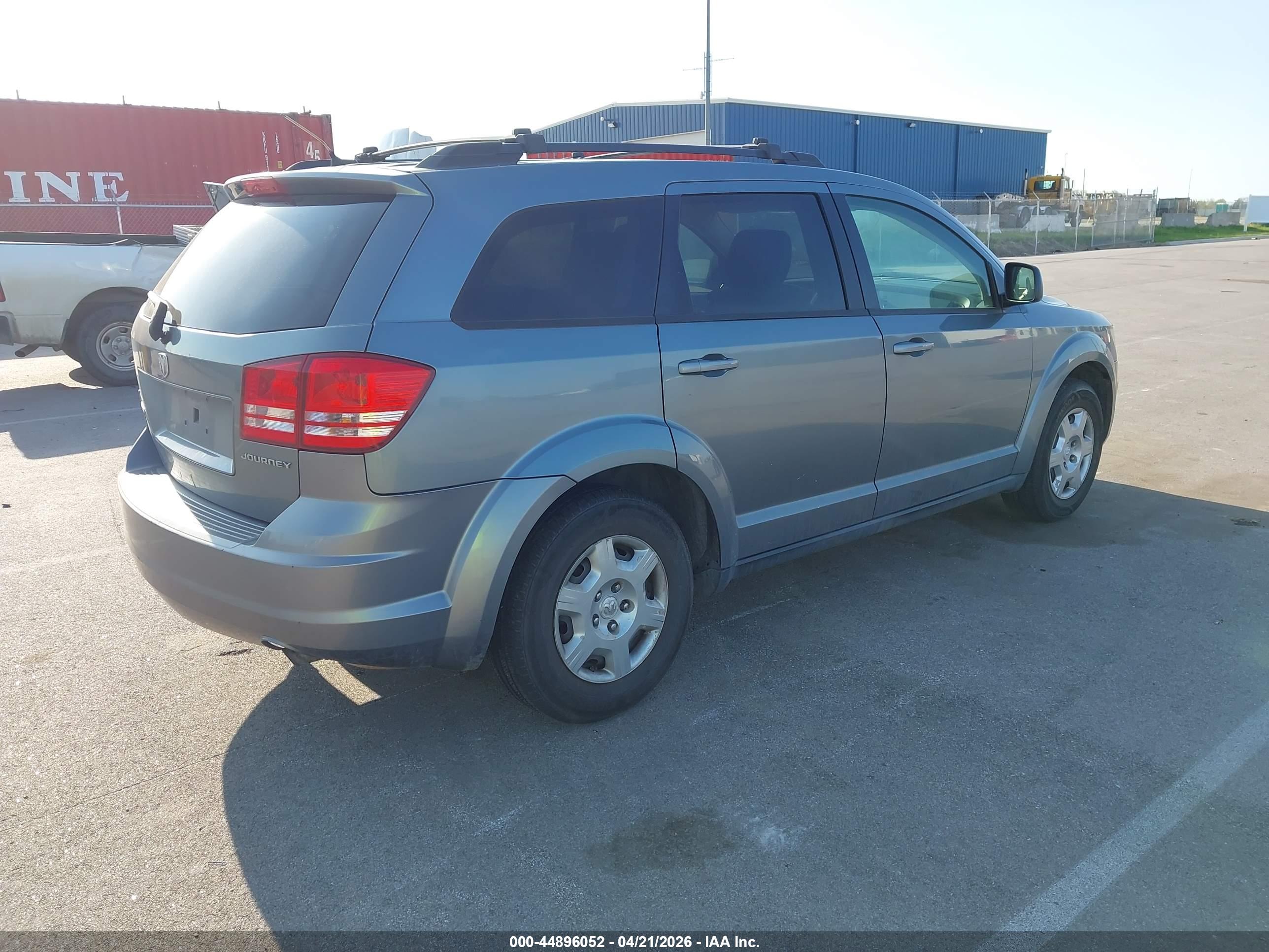 DODGE JOURNEY image 4