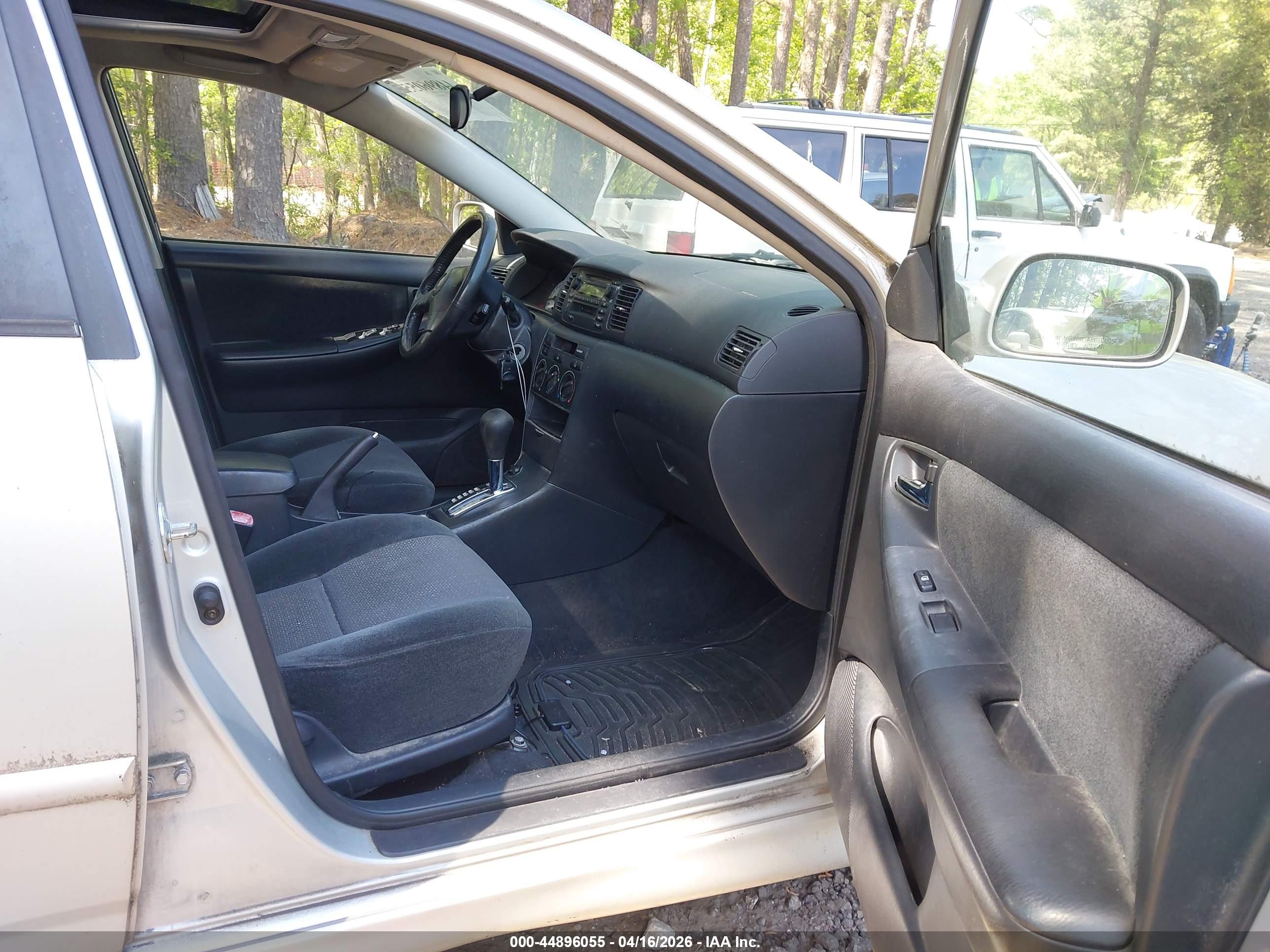TOYOTA COROLLA image 5