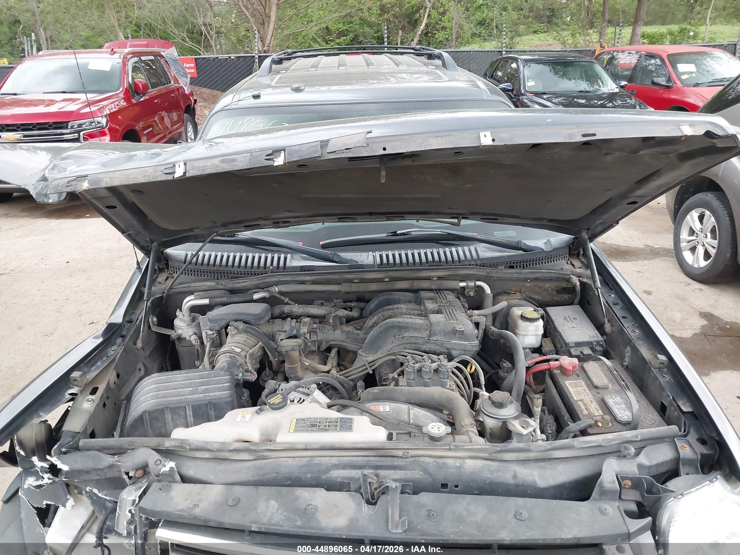 FORD EXPLORER image 10