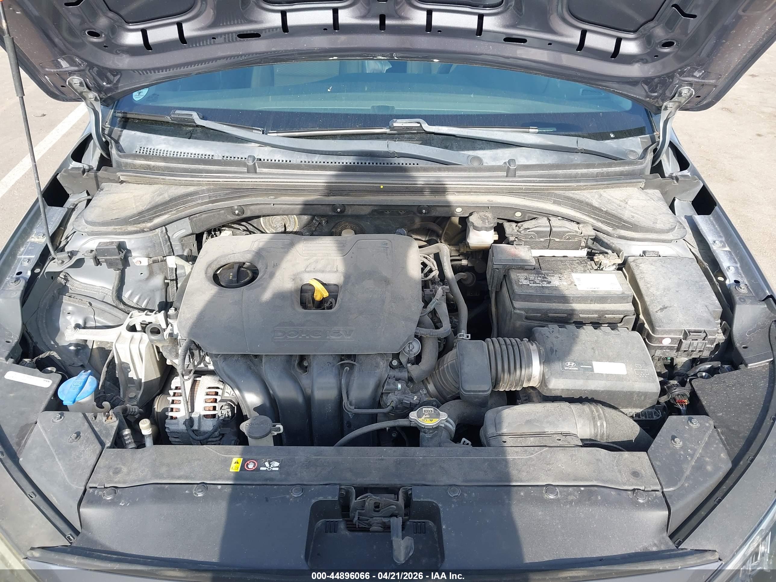 HYUNDAI ELANTRA image 10