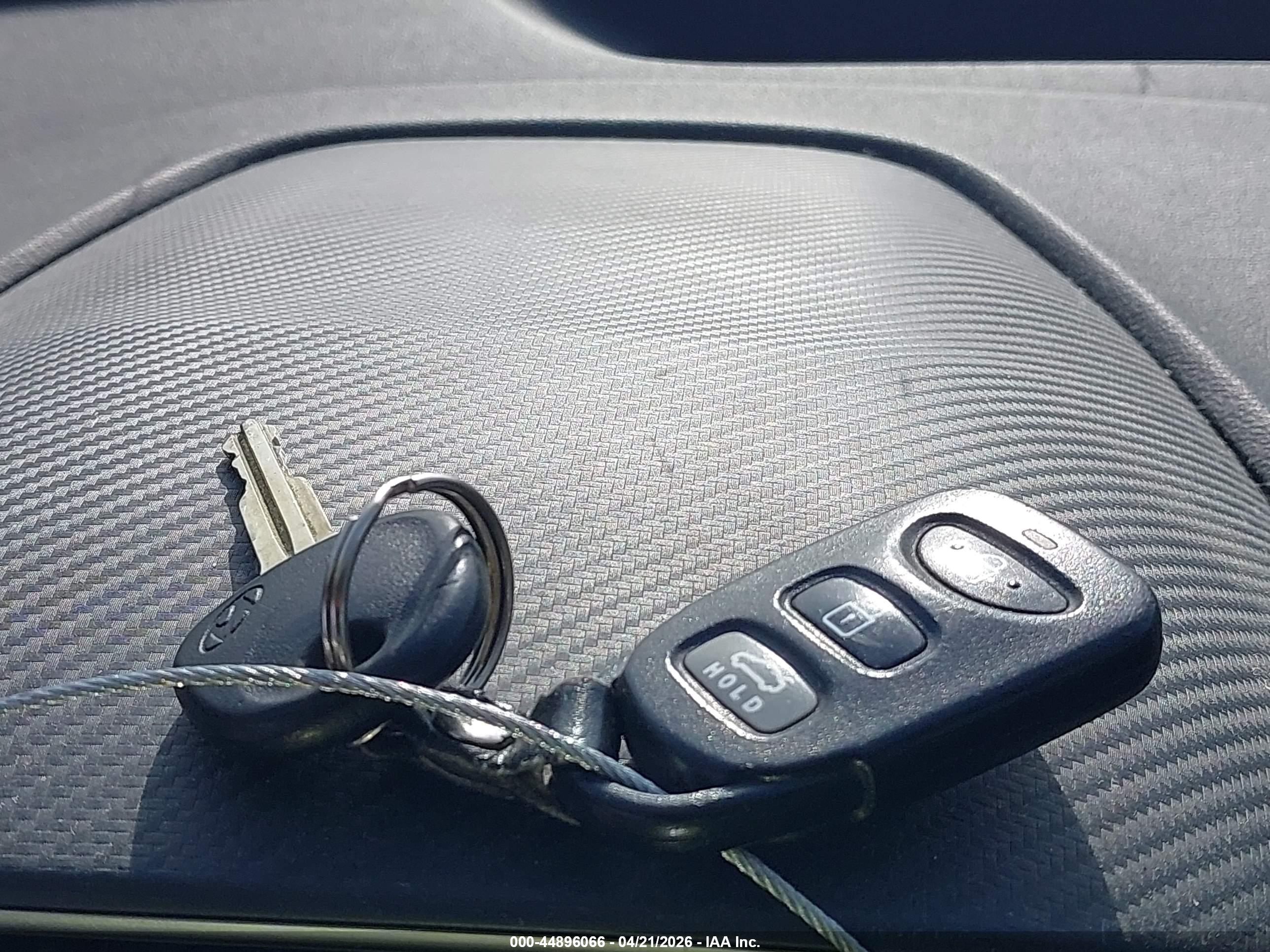 HYUNDAI ELANTRA image 11