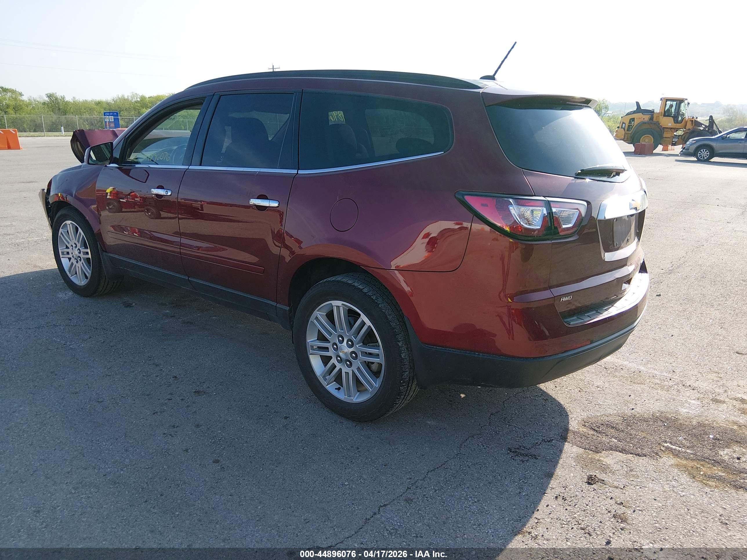 CHEVROLET TRAVERSE image 3