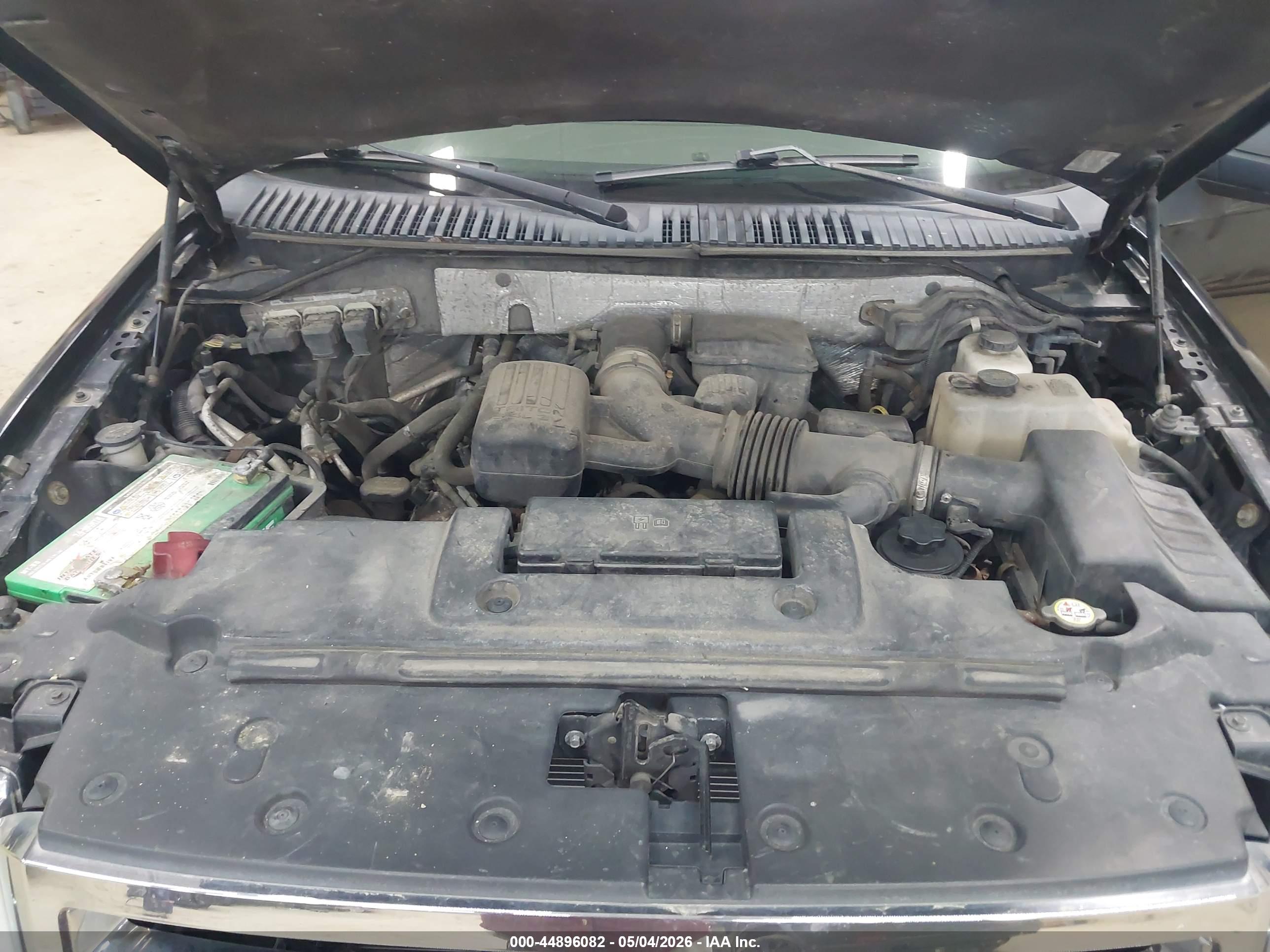 FORD EXPEDITION image 10