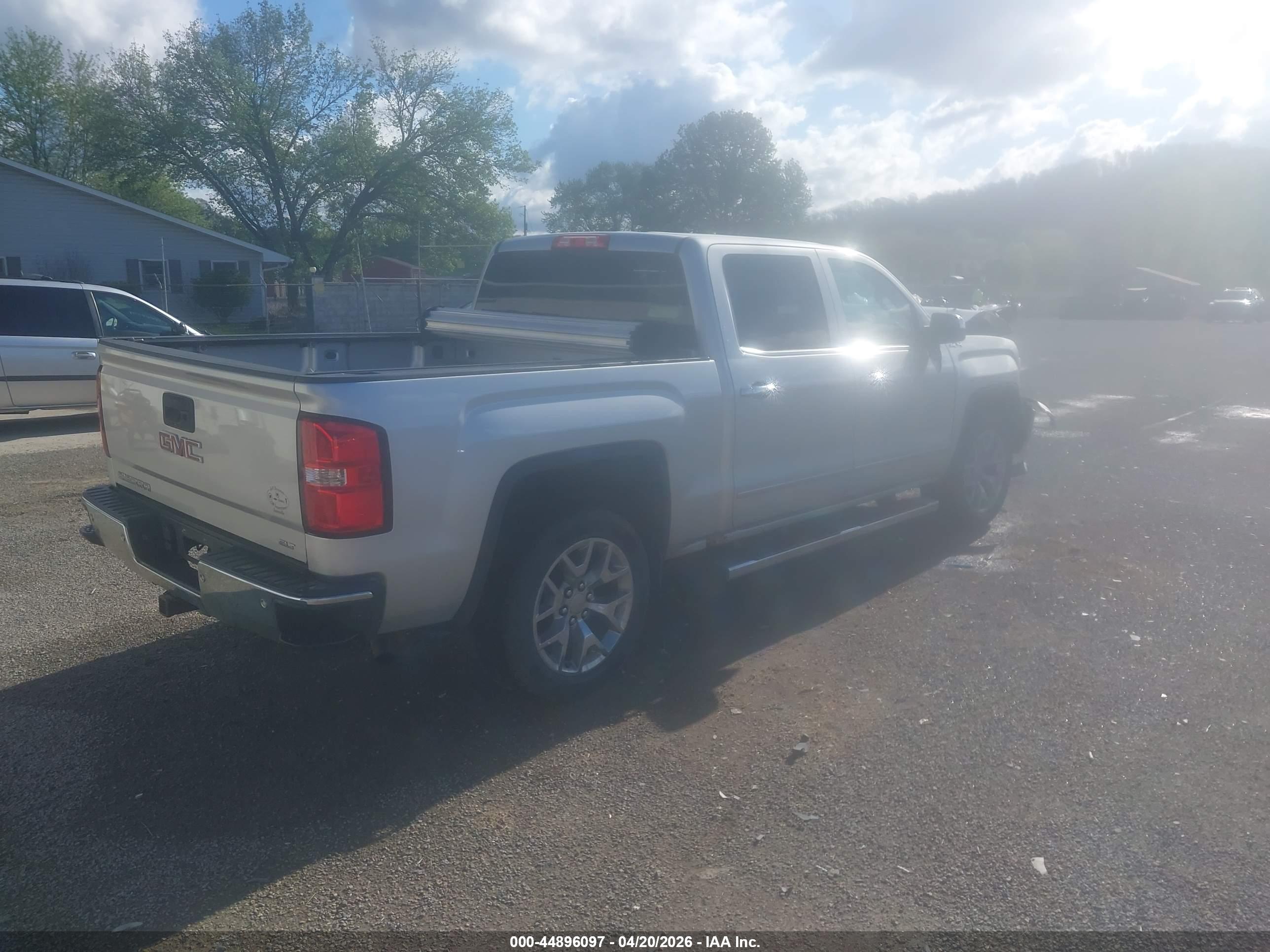 GMC SIERRA image 4