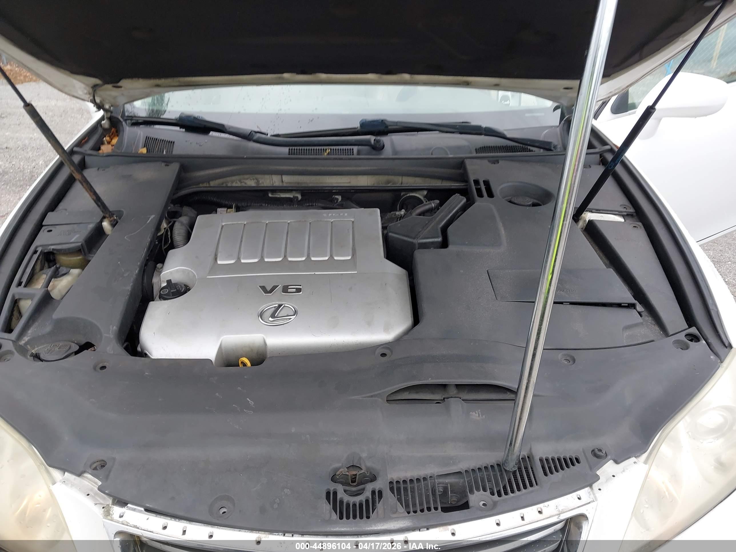 LEXUS ES image 10