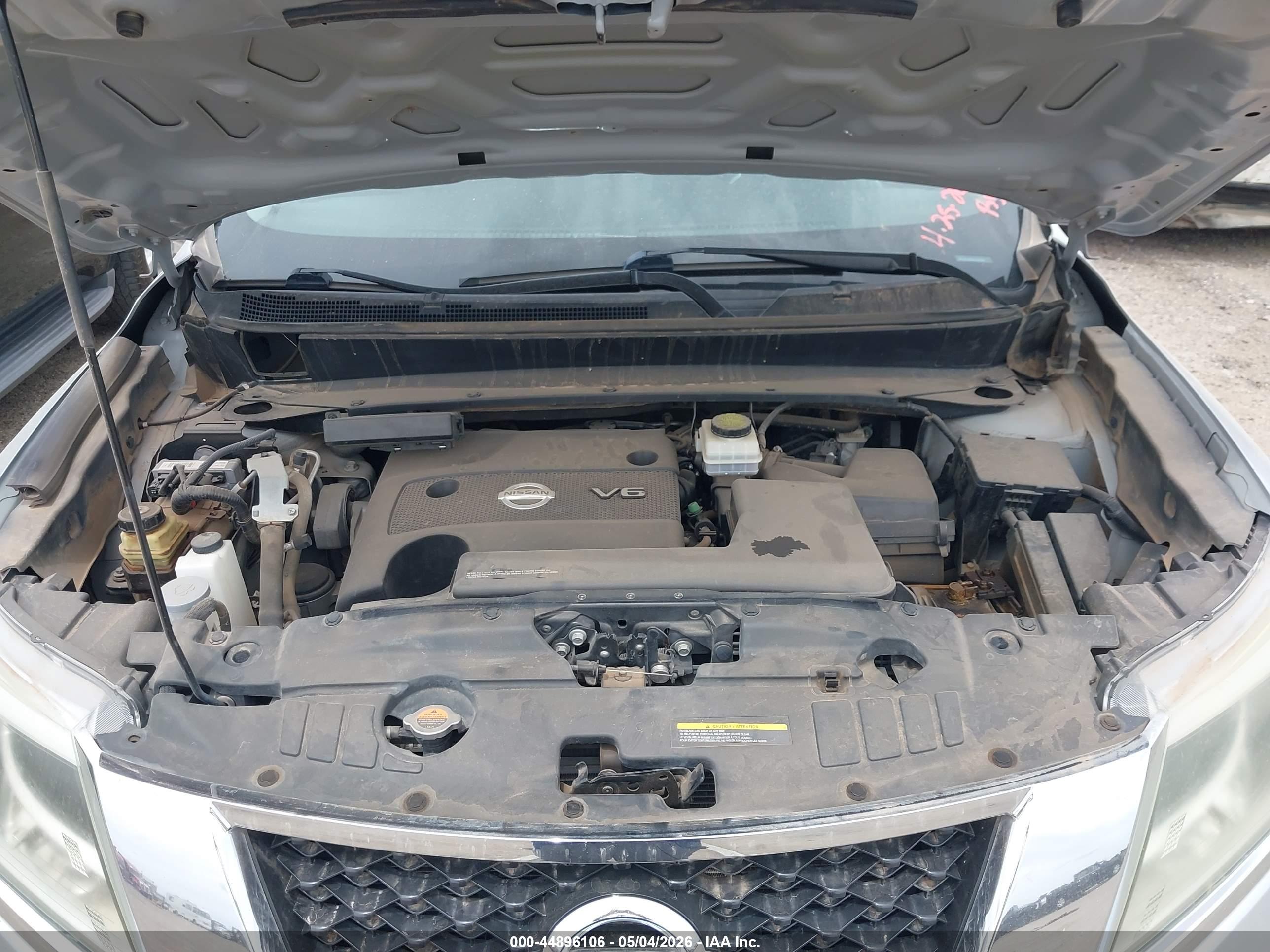 NISSAN PATHFINDER image 10