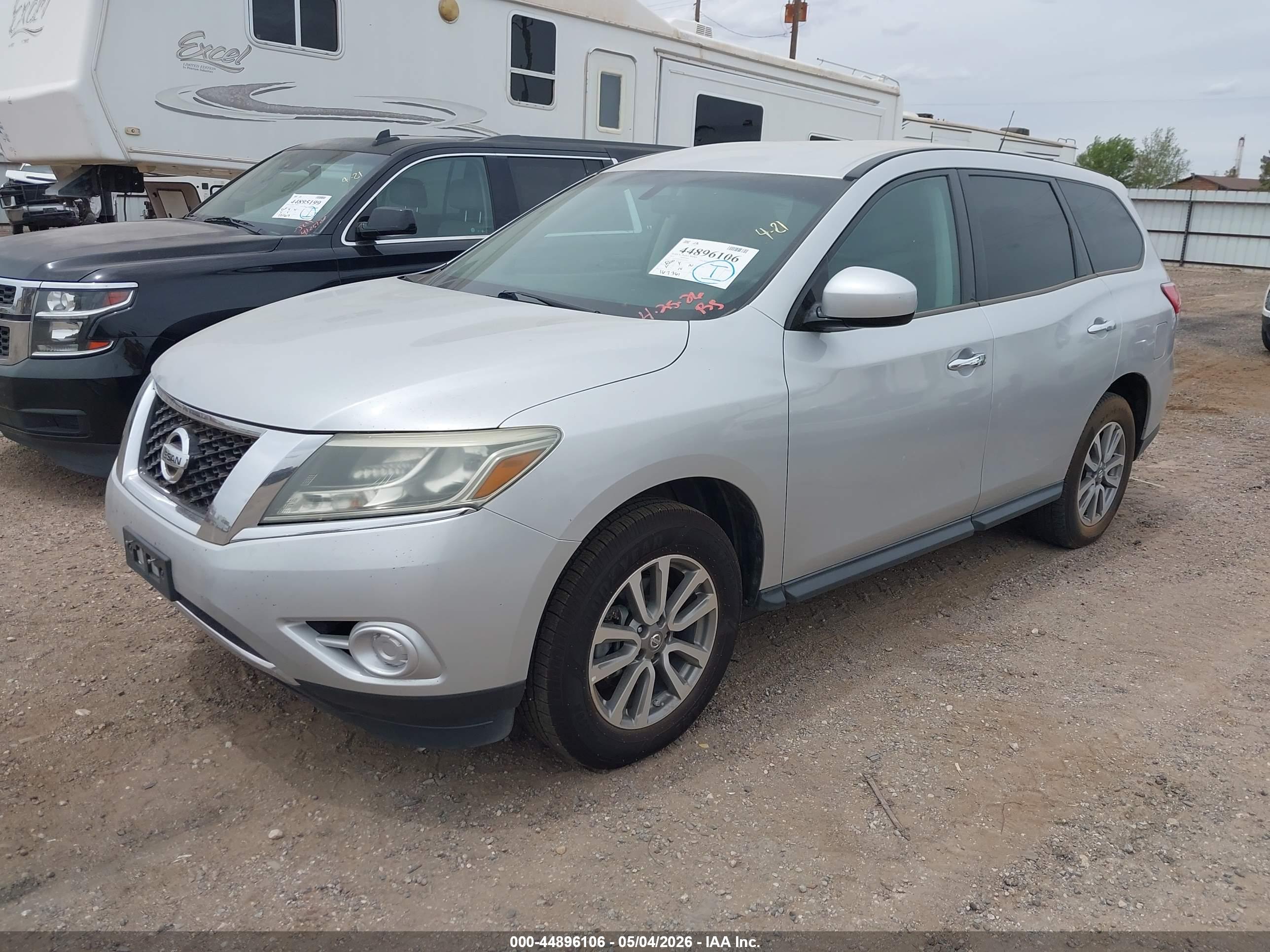 NISSAN PATHFINDER image 2