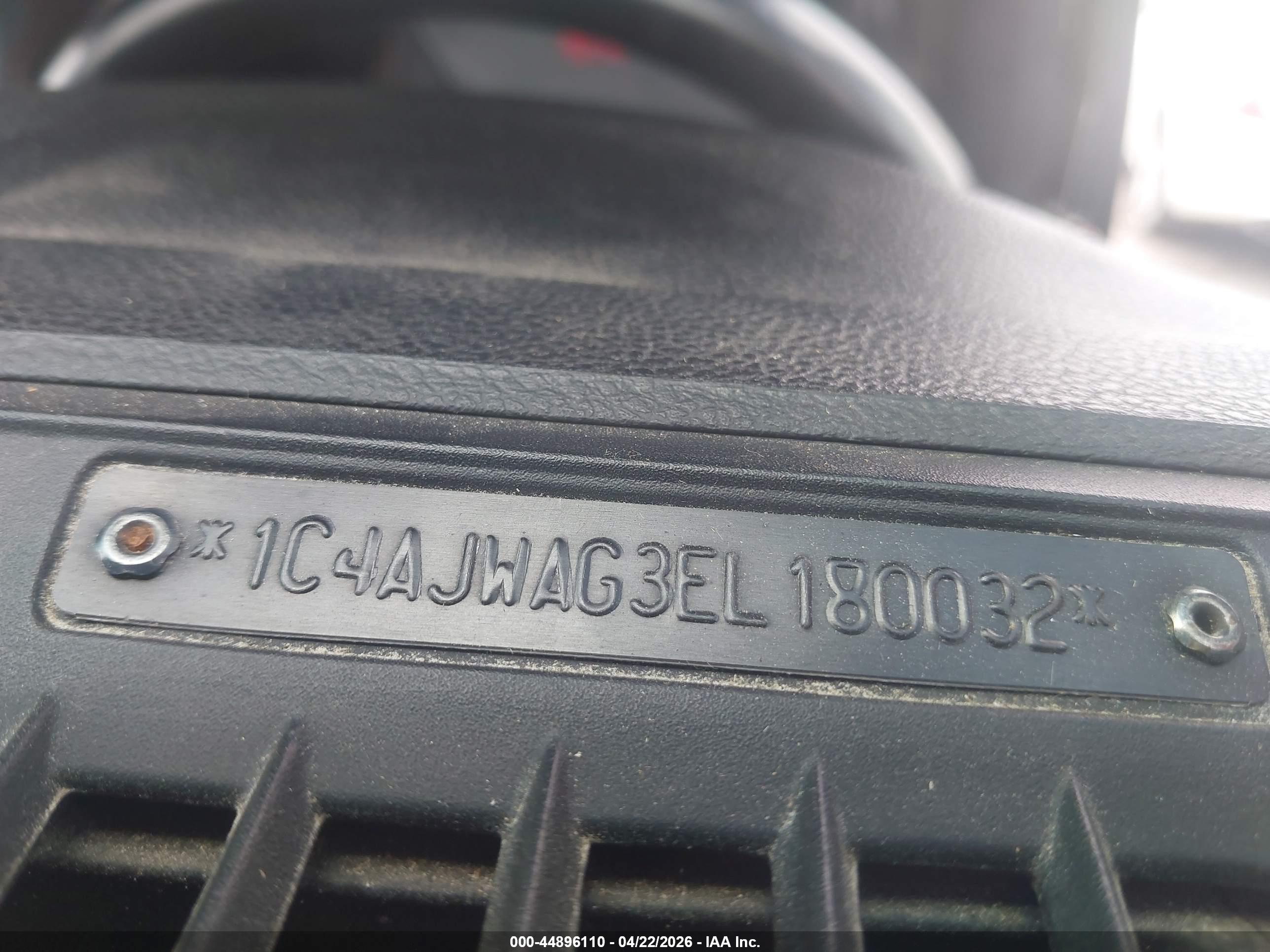 JEEP WRANGLER image 9