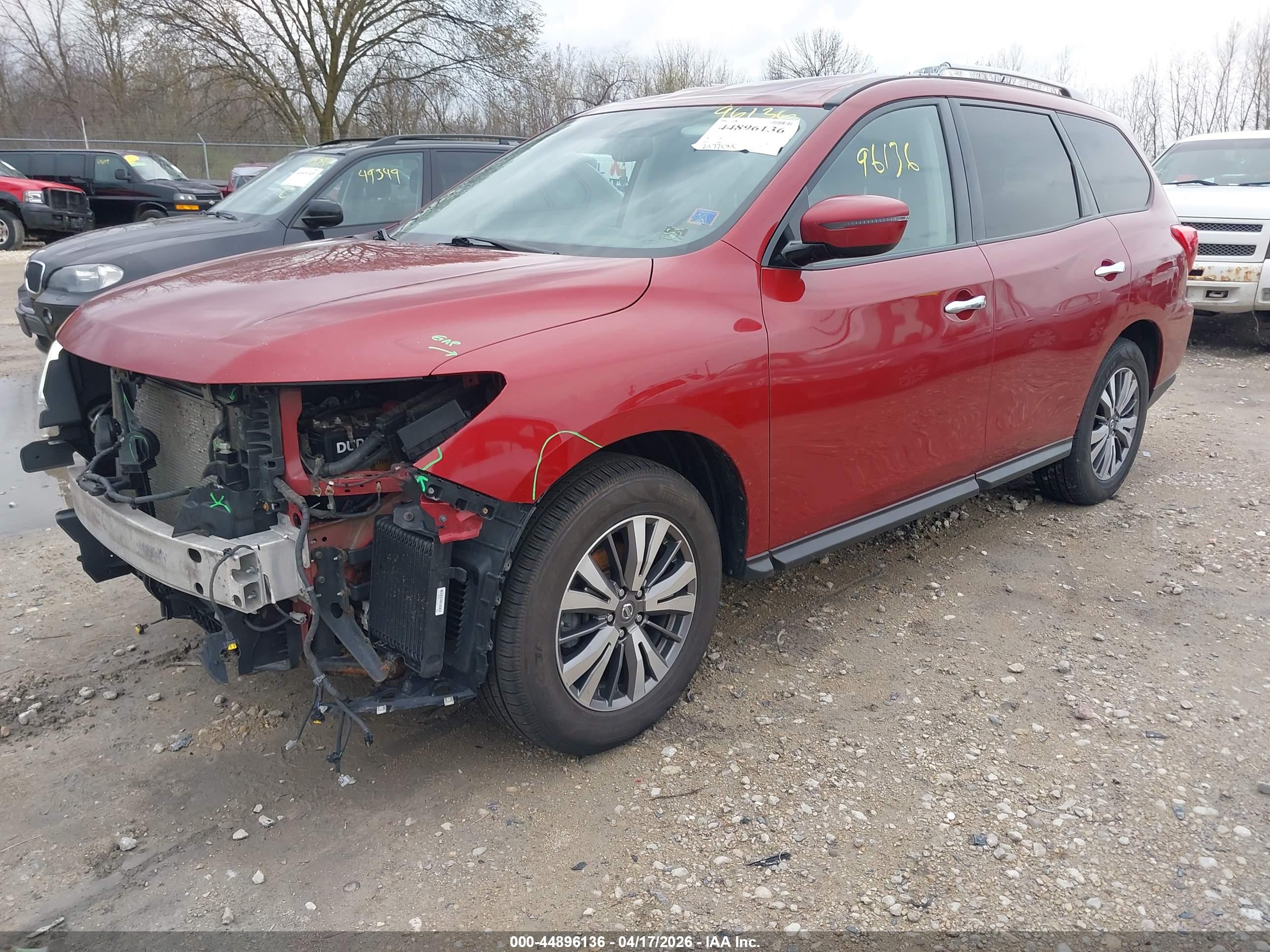 NISSAN PATHFINDER image 2