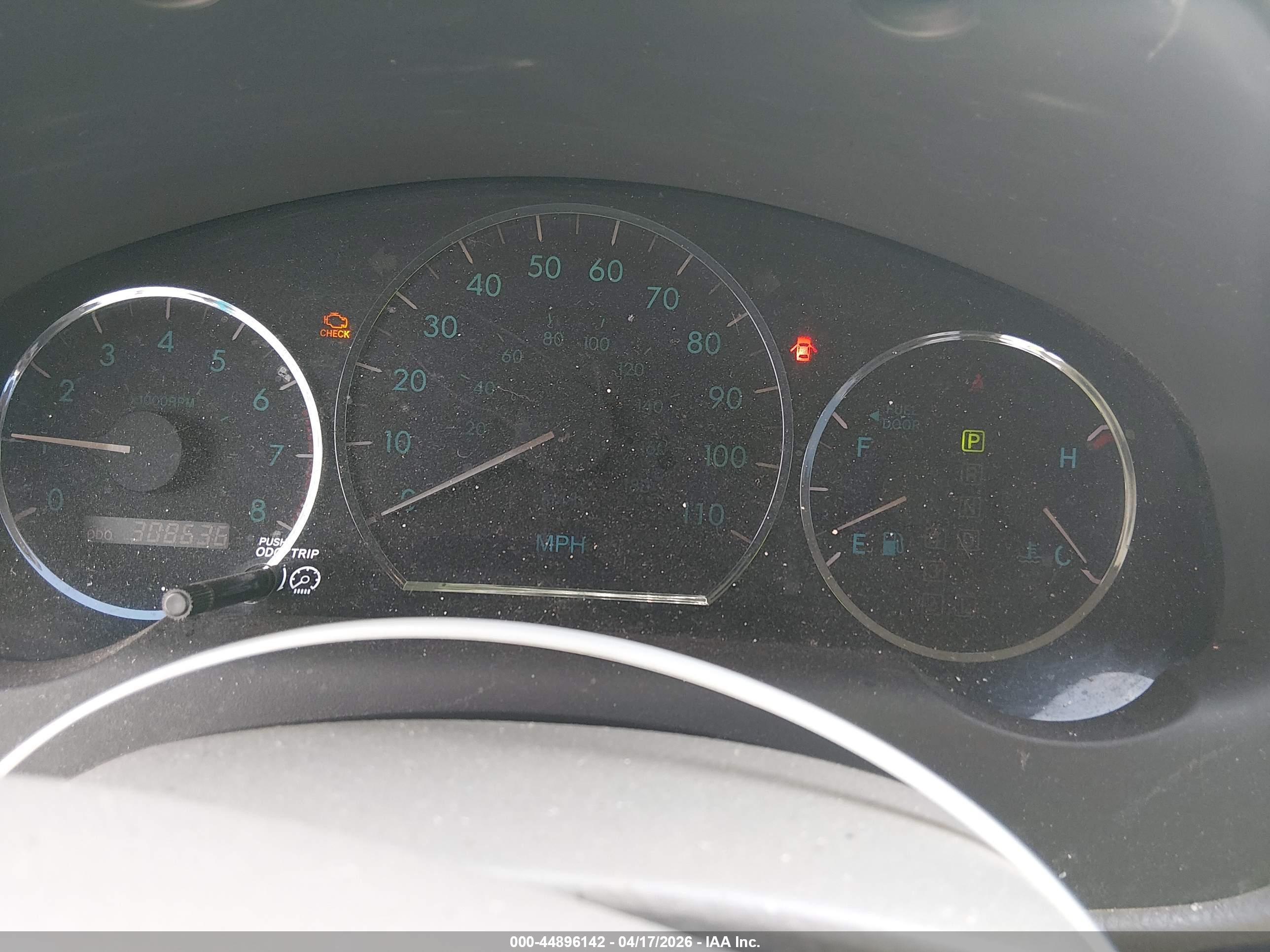 TOYOTA SIENNA image 7