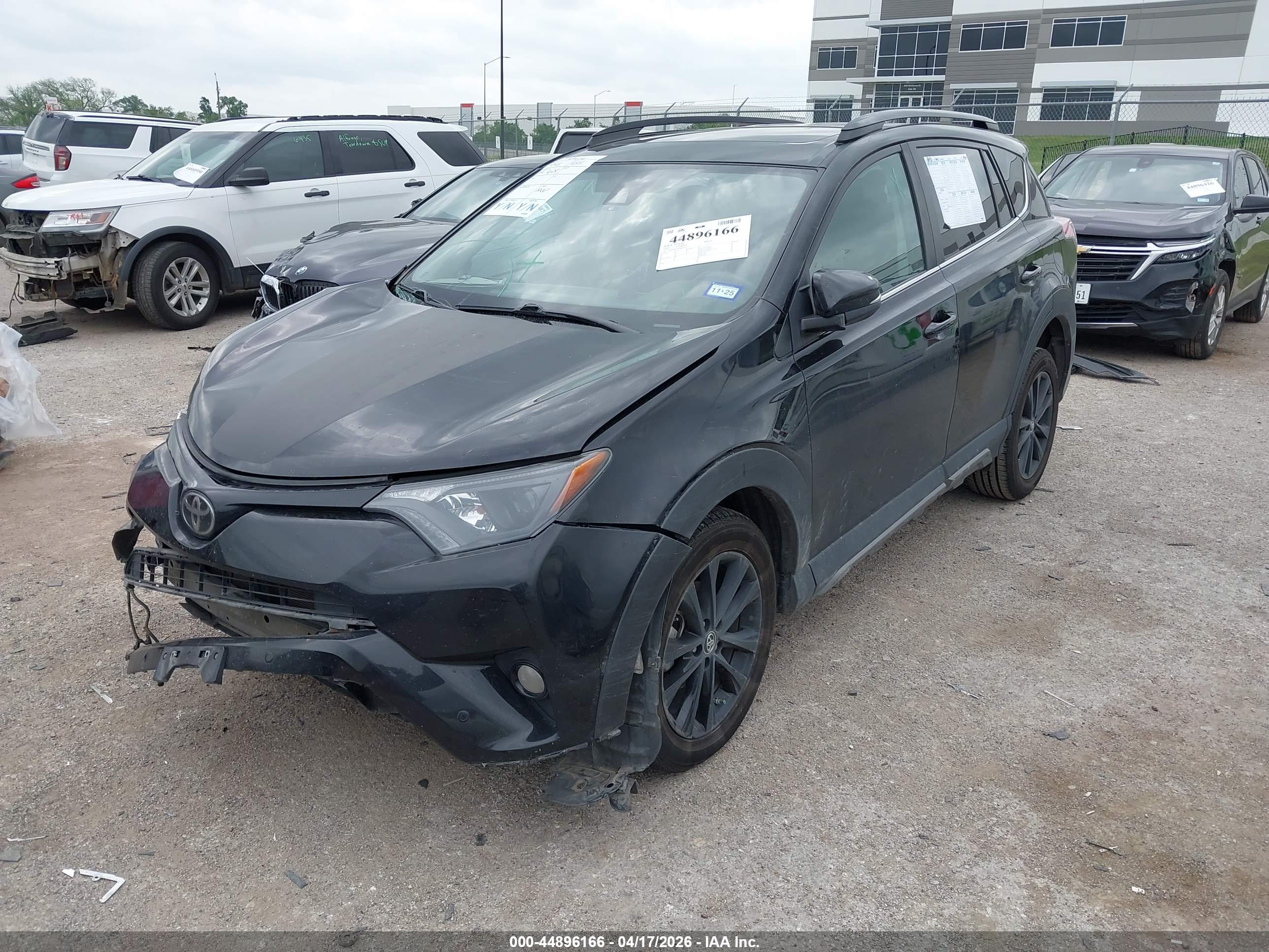 TOYOTA RAV4 image 2