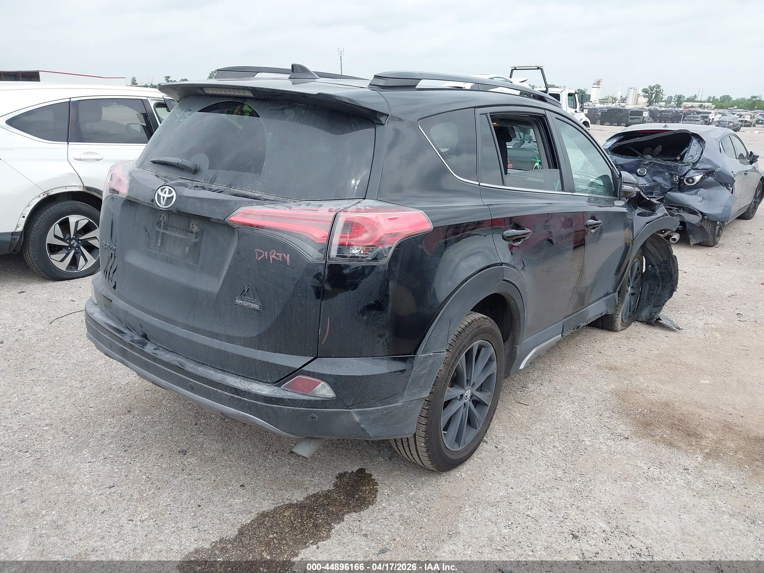 TOYOTA RAV4 image 4