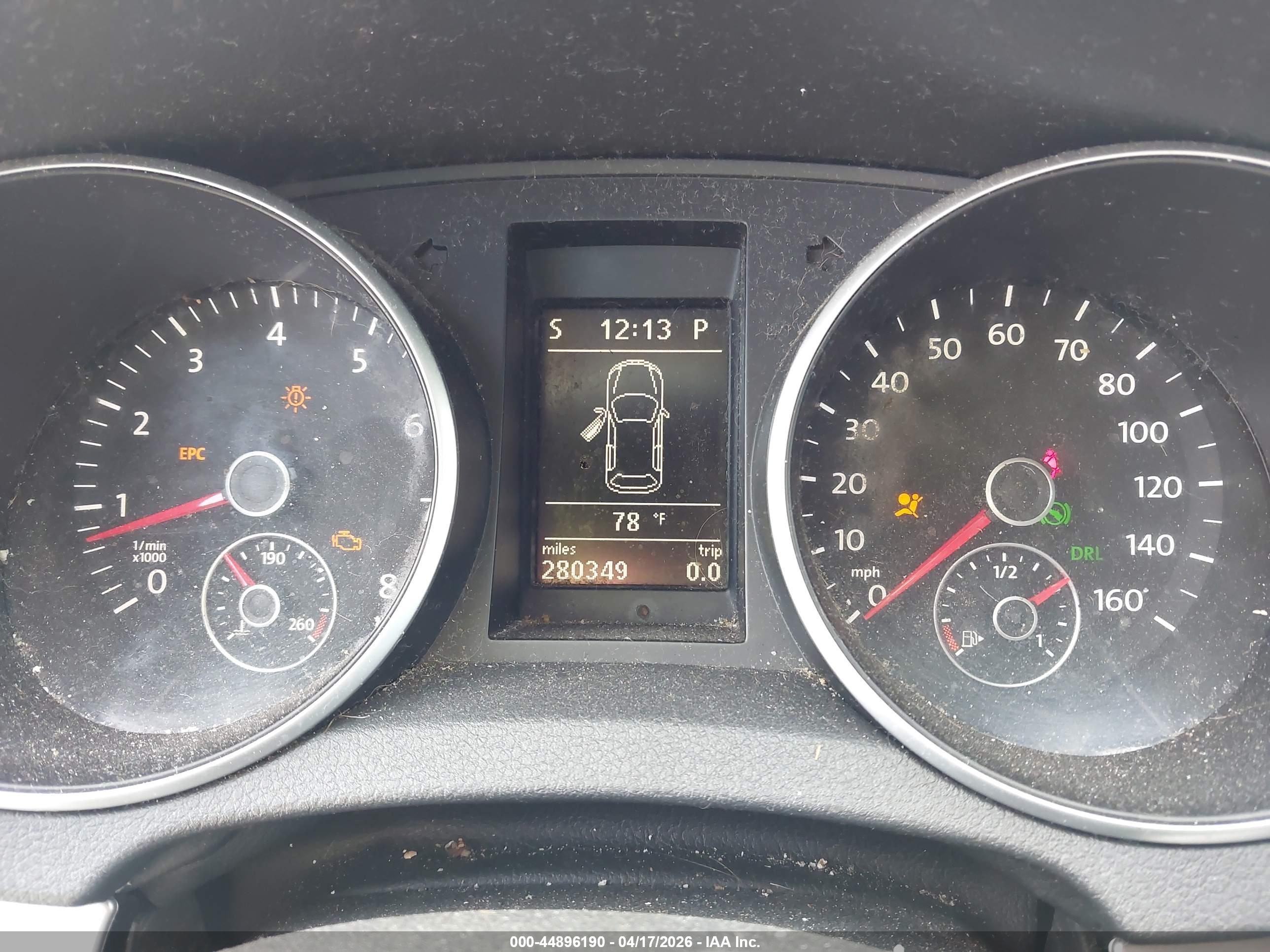 VOLKSWAGEN GOLF image 7