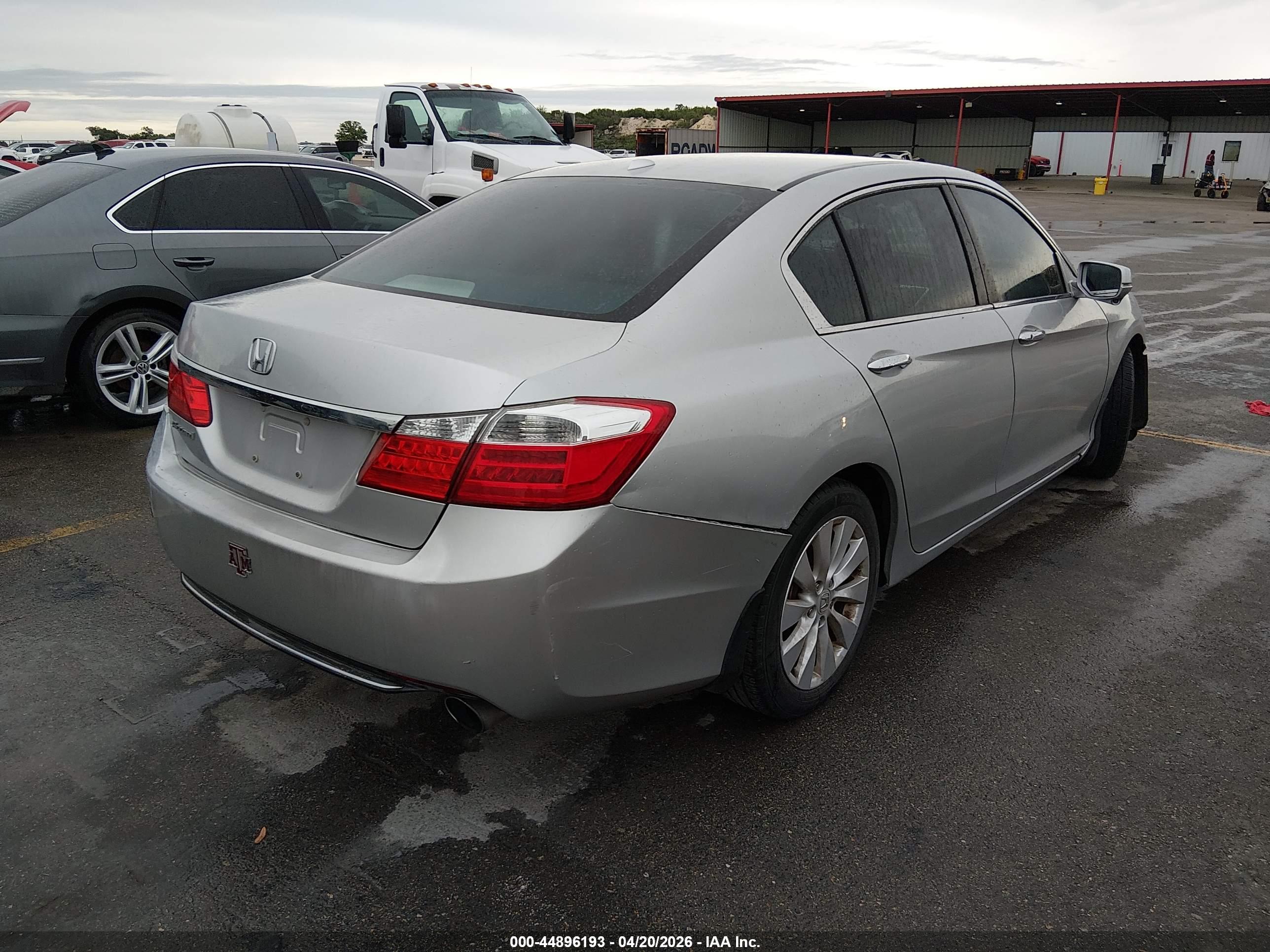 HONDA ACCORD image 4