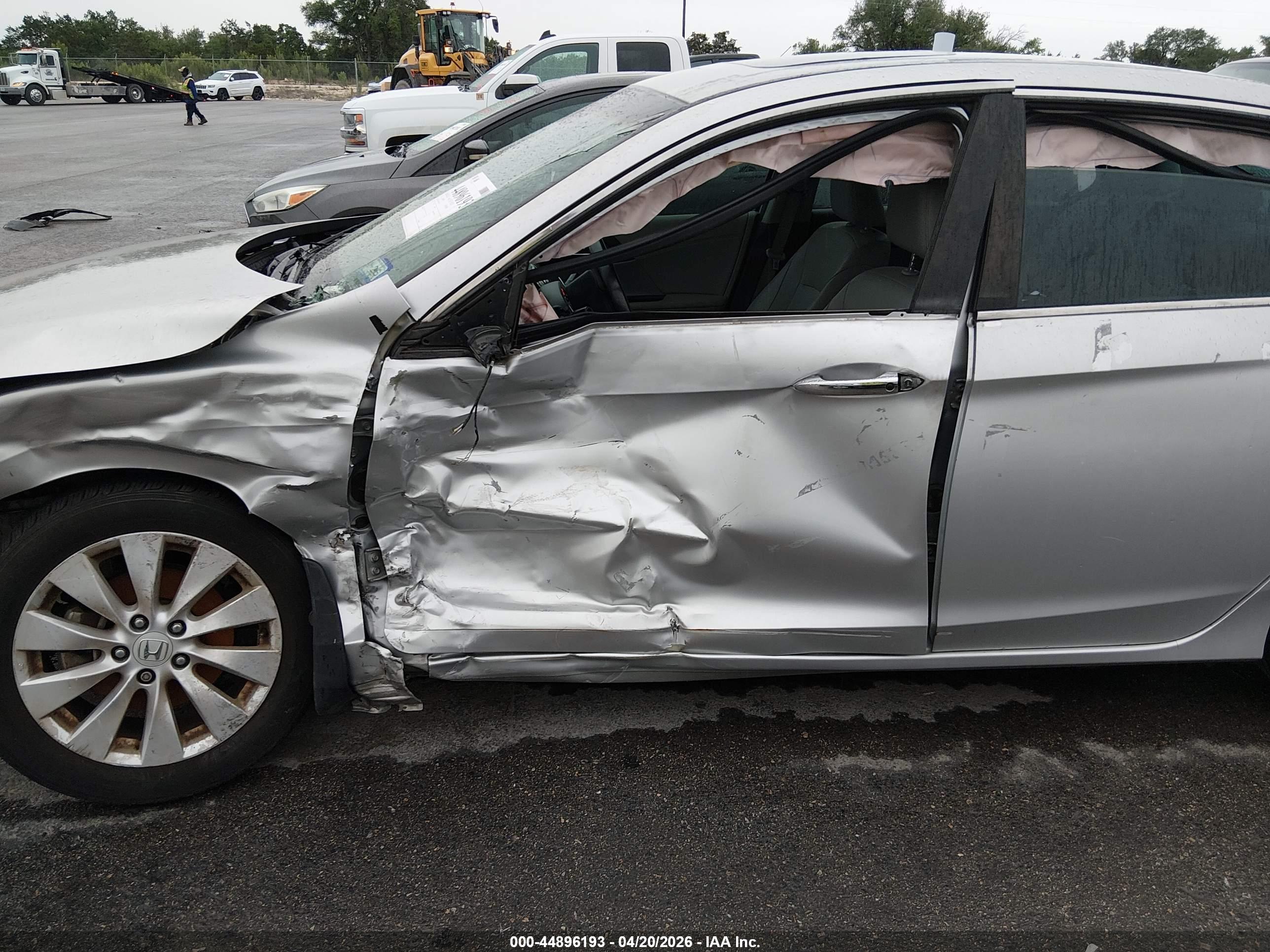 HONDA ACCORD image 6