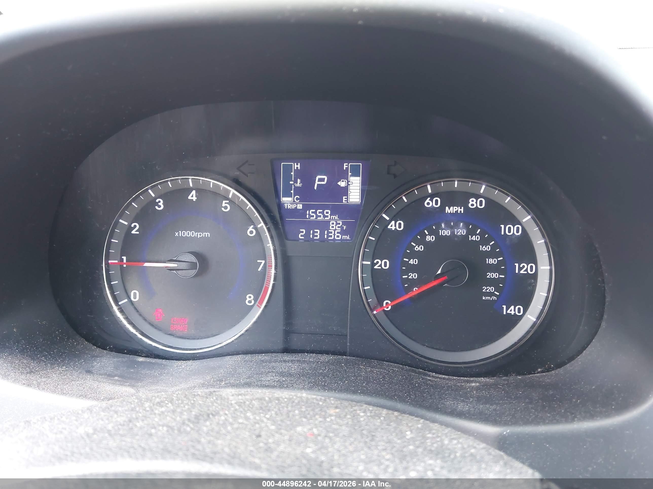HYUNDAI ACCENT image 7