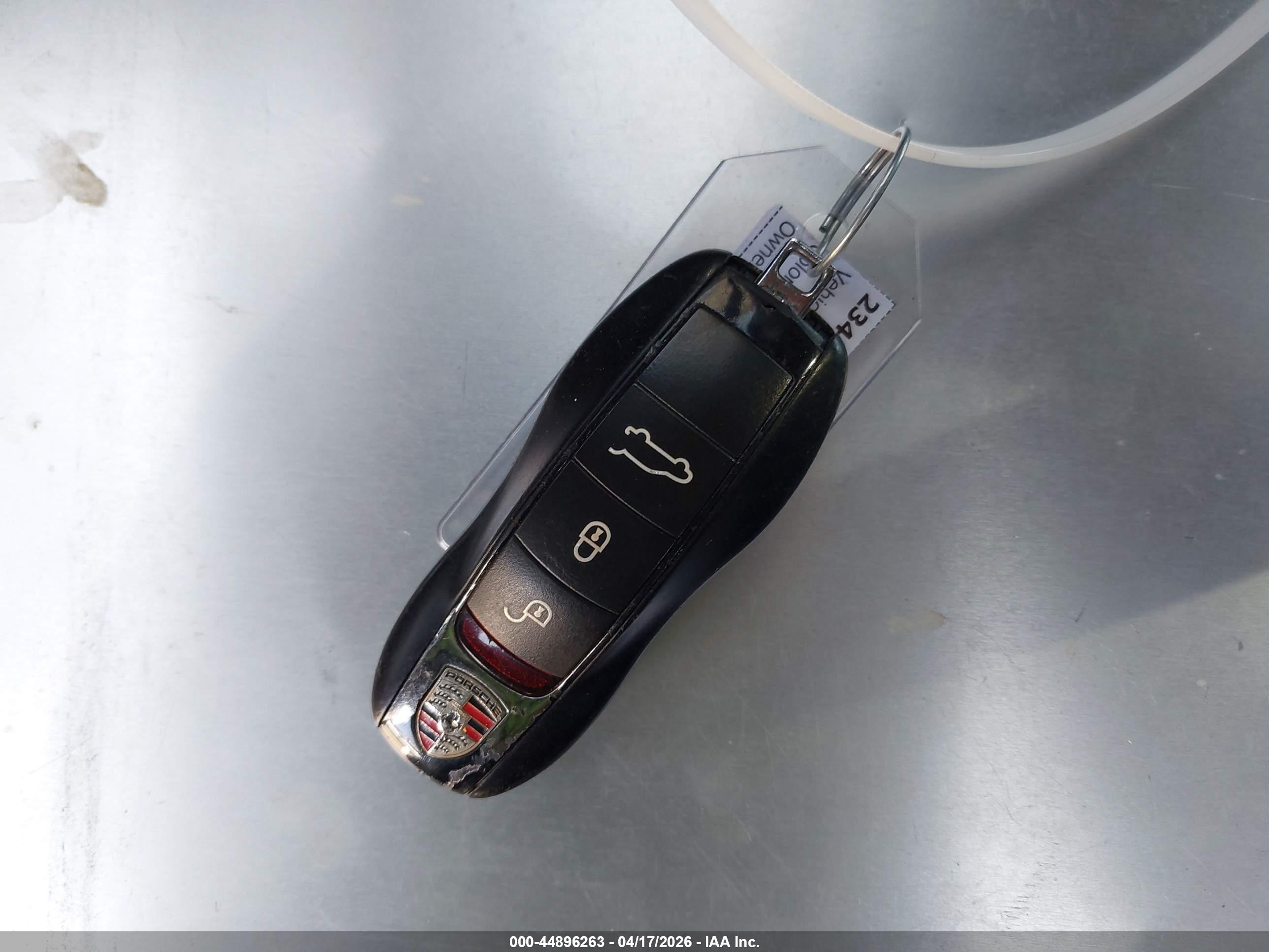 PORSCHE CAYENNE image 11