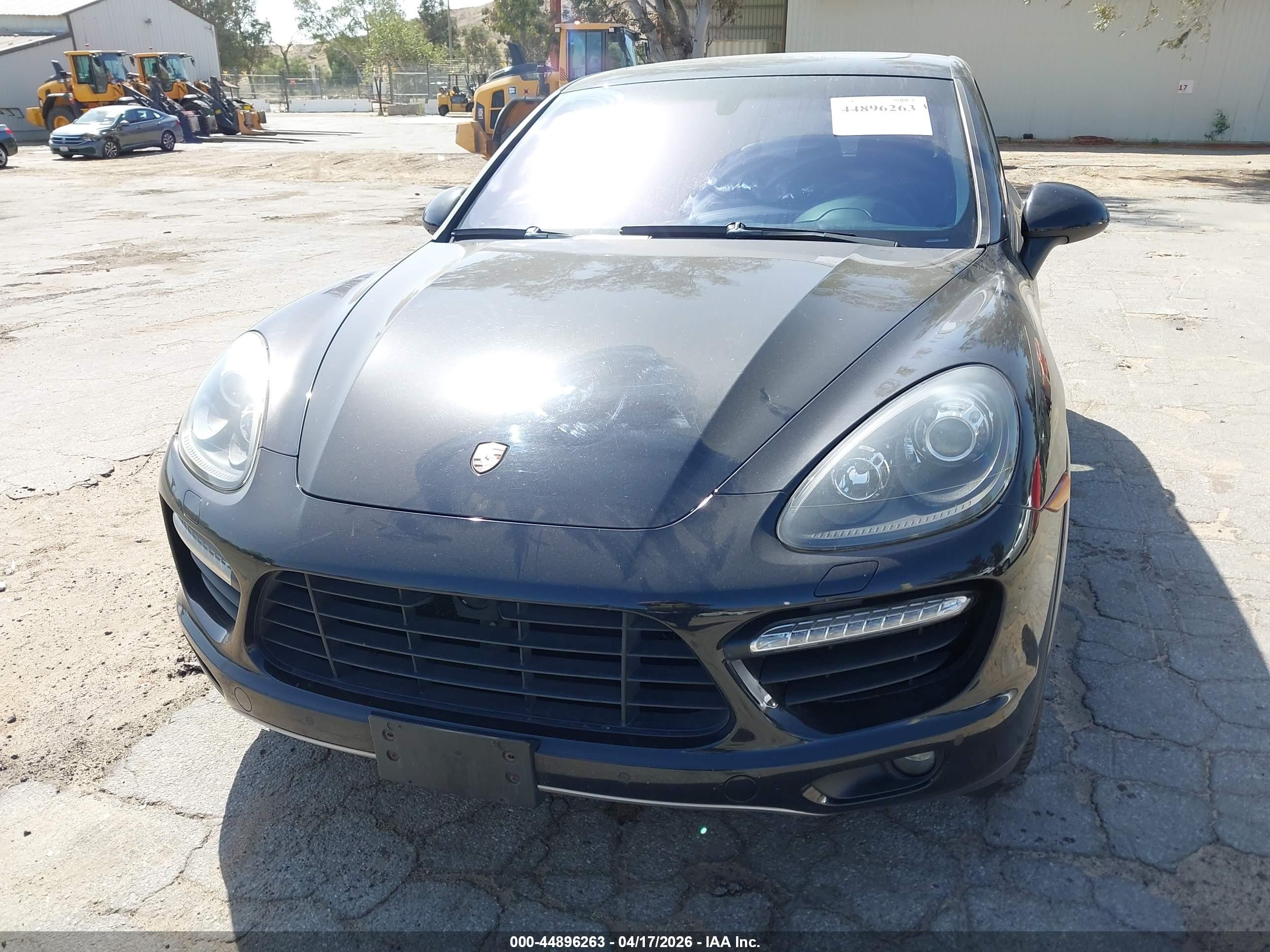 PORSCHE CAYENNE image 6