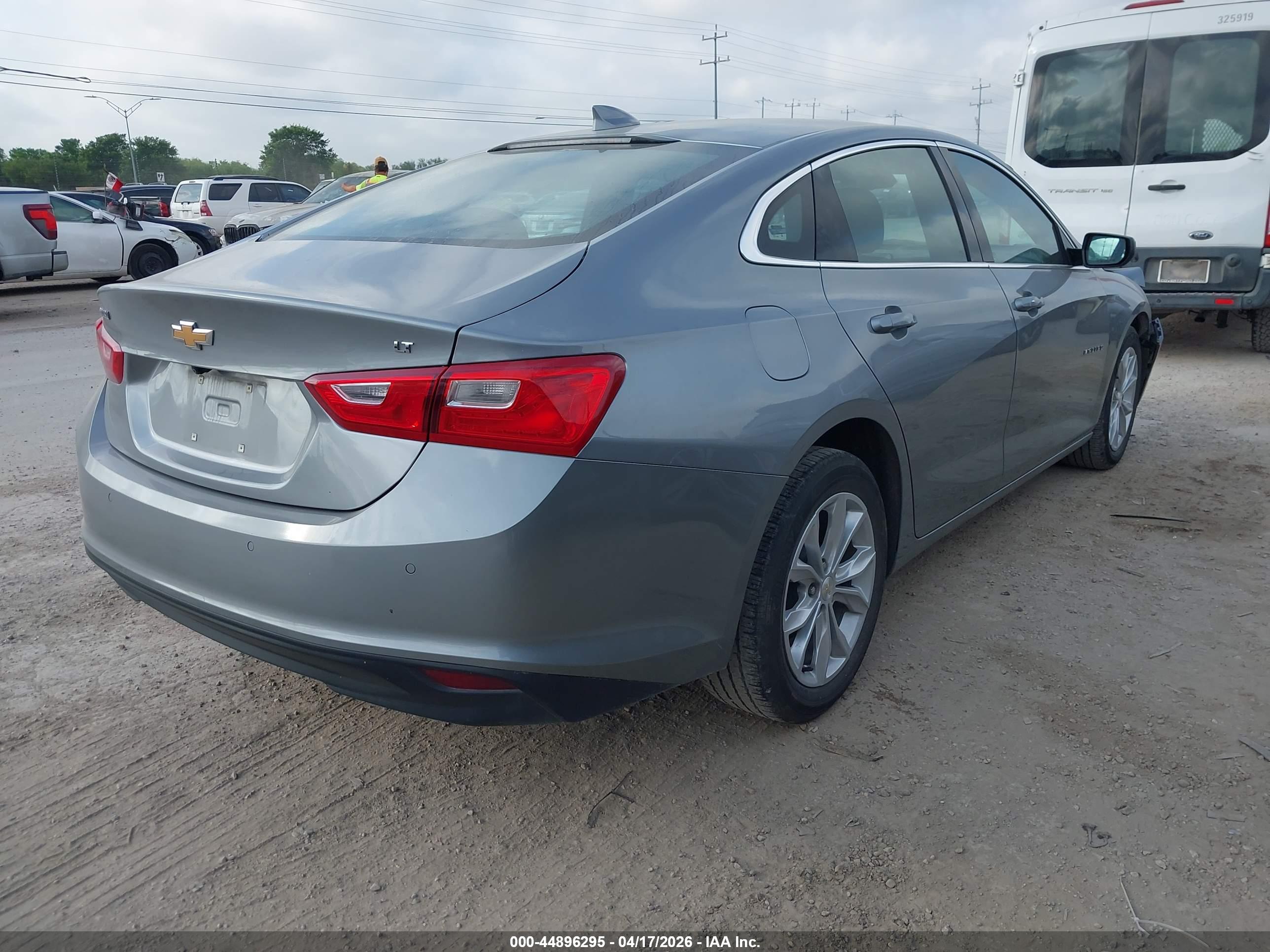 CHEVROLET MALIBU image 4