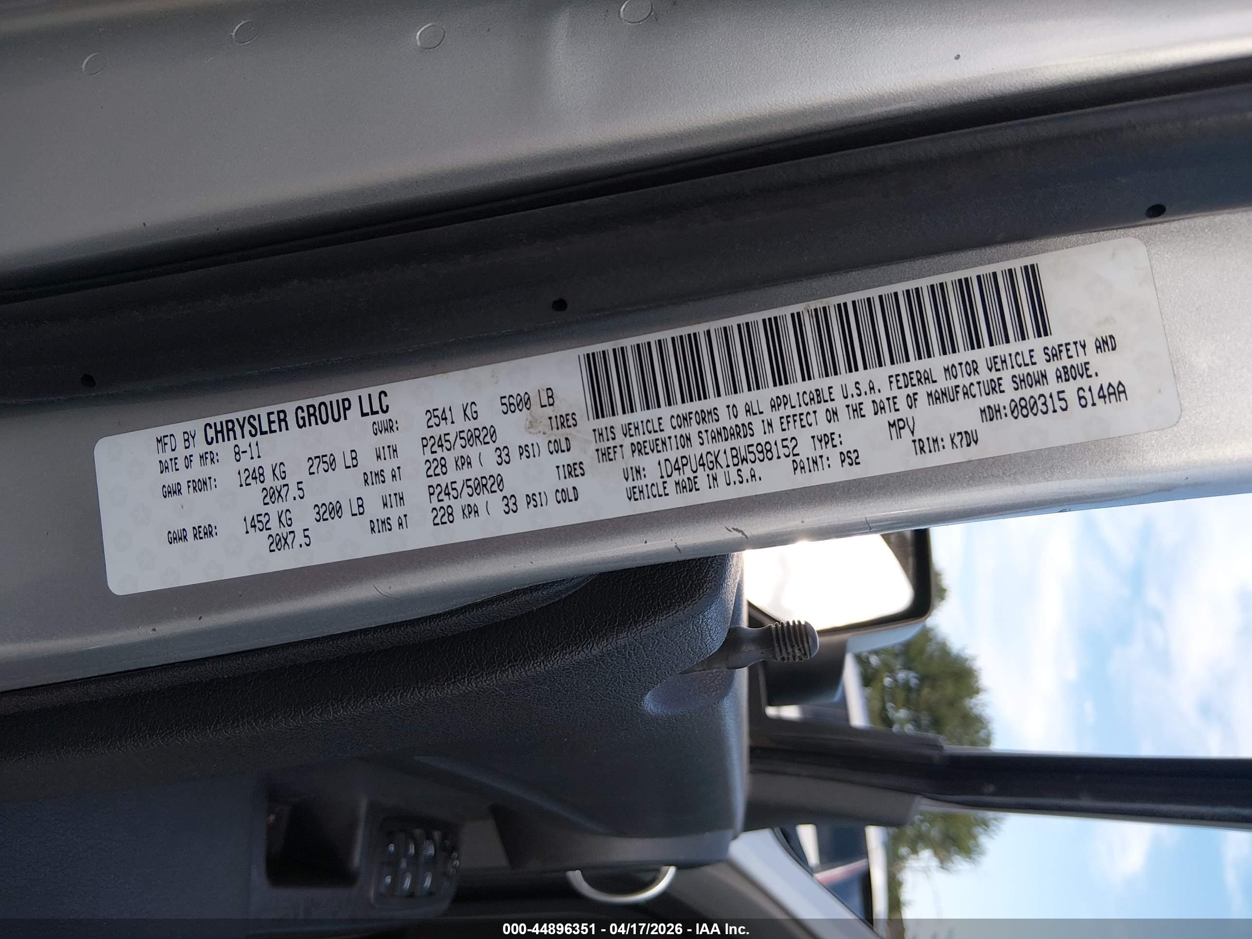 DODGE NITRO image 9