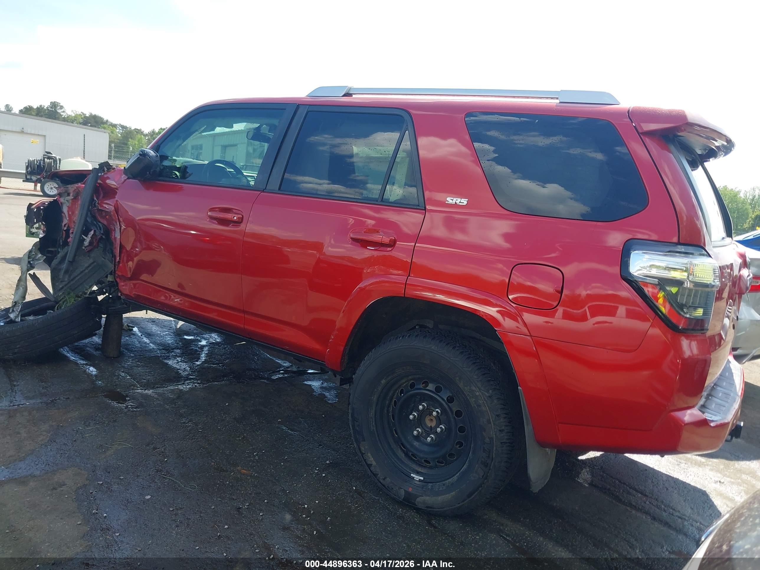 TOYOTA 4RUNNER image 3