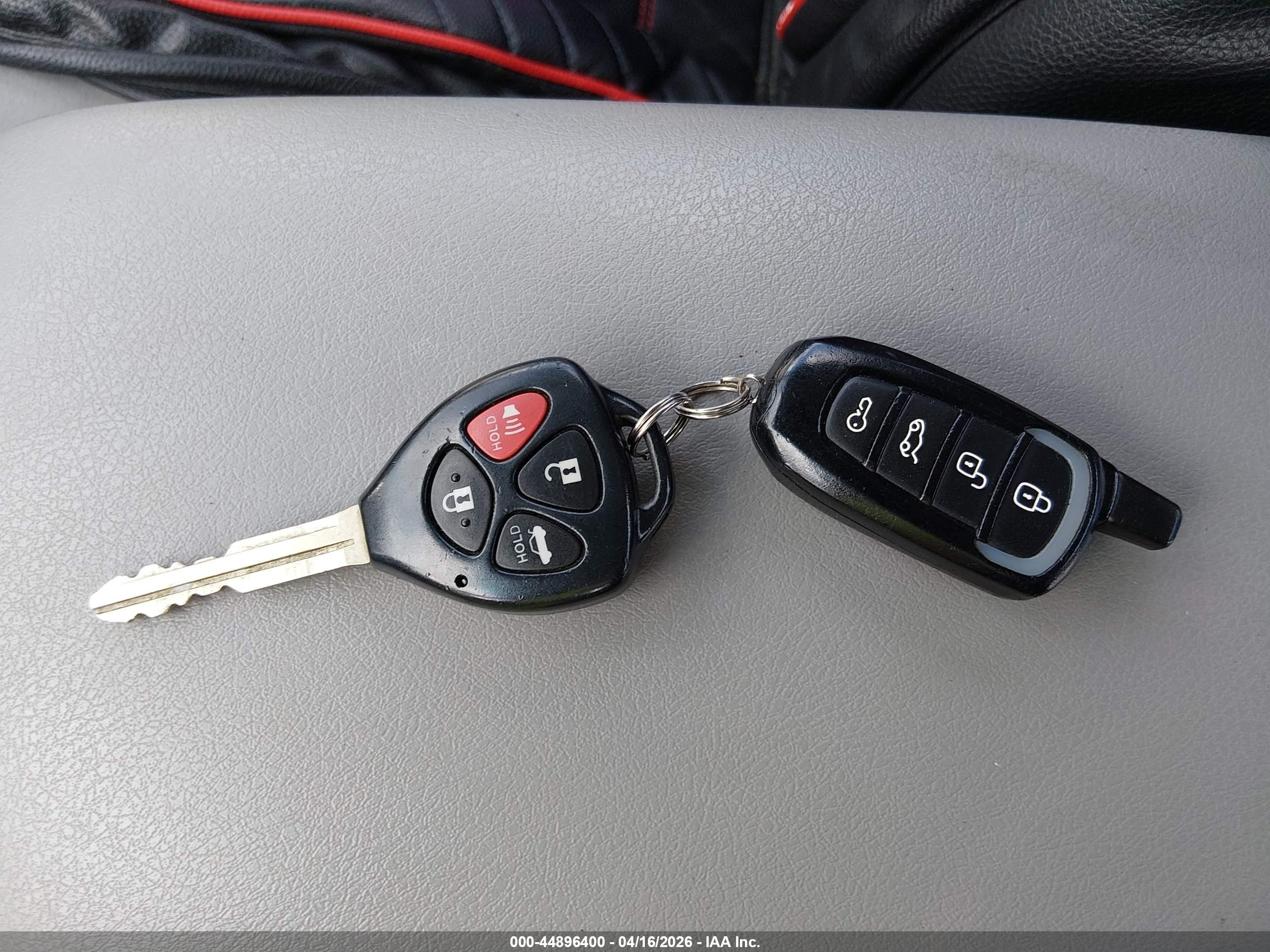 TOYOTA CAMRY image 11