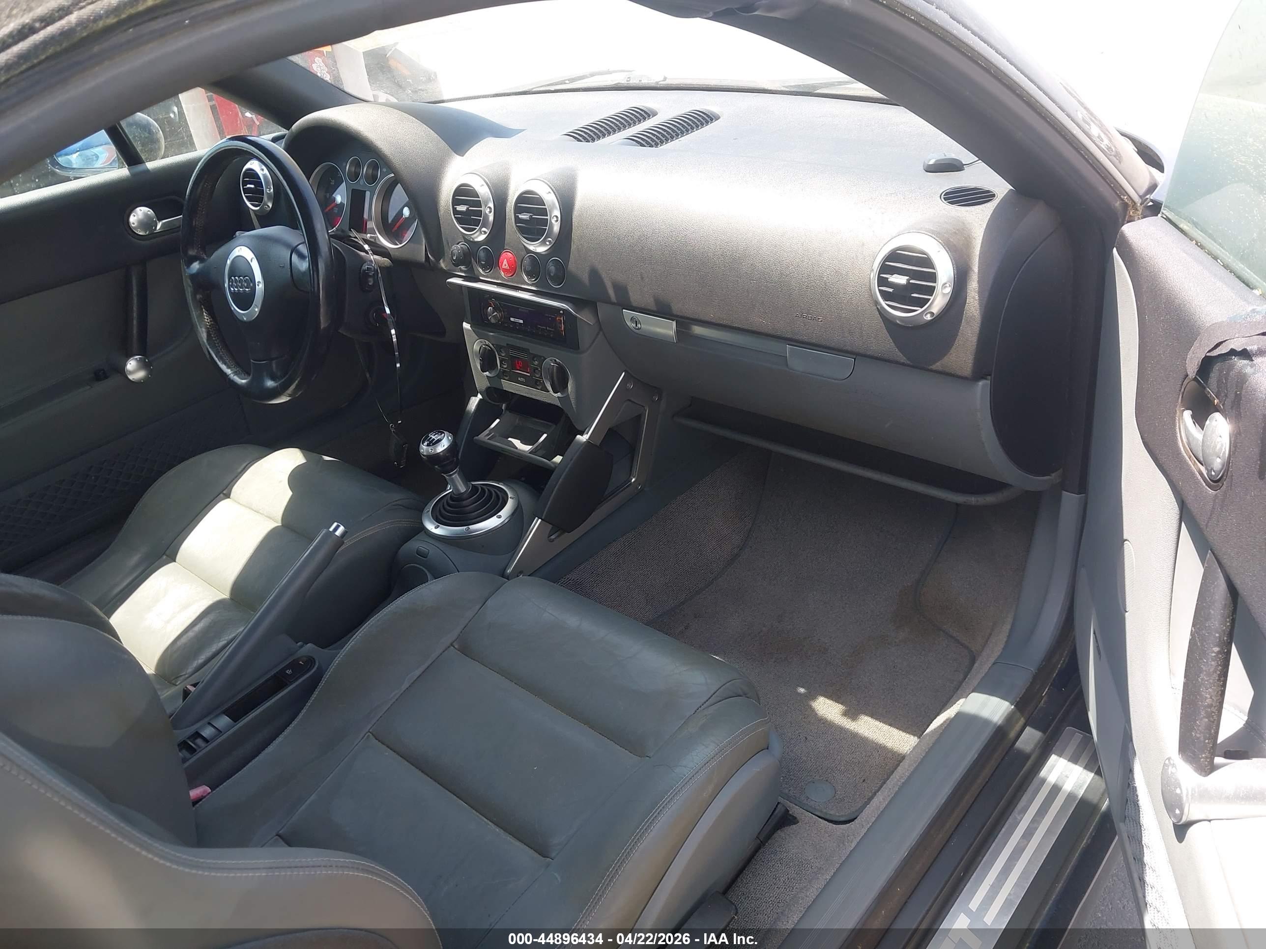 AUDI TT image 5