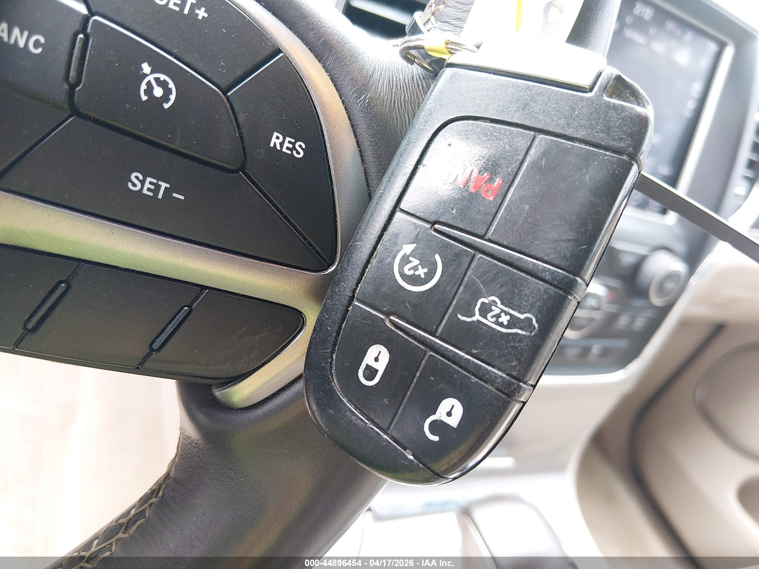 JEEP GRAND image 11
