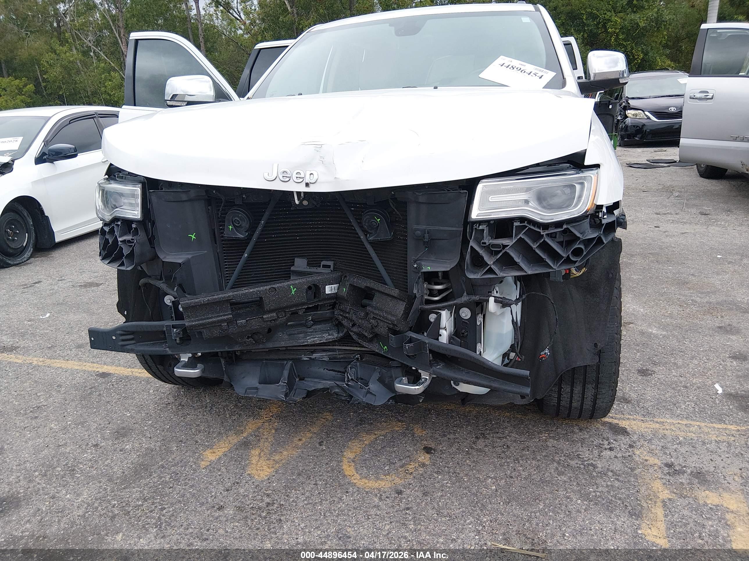 JEEP GRAND image 6