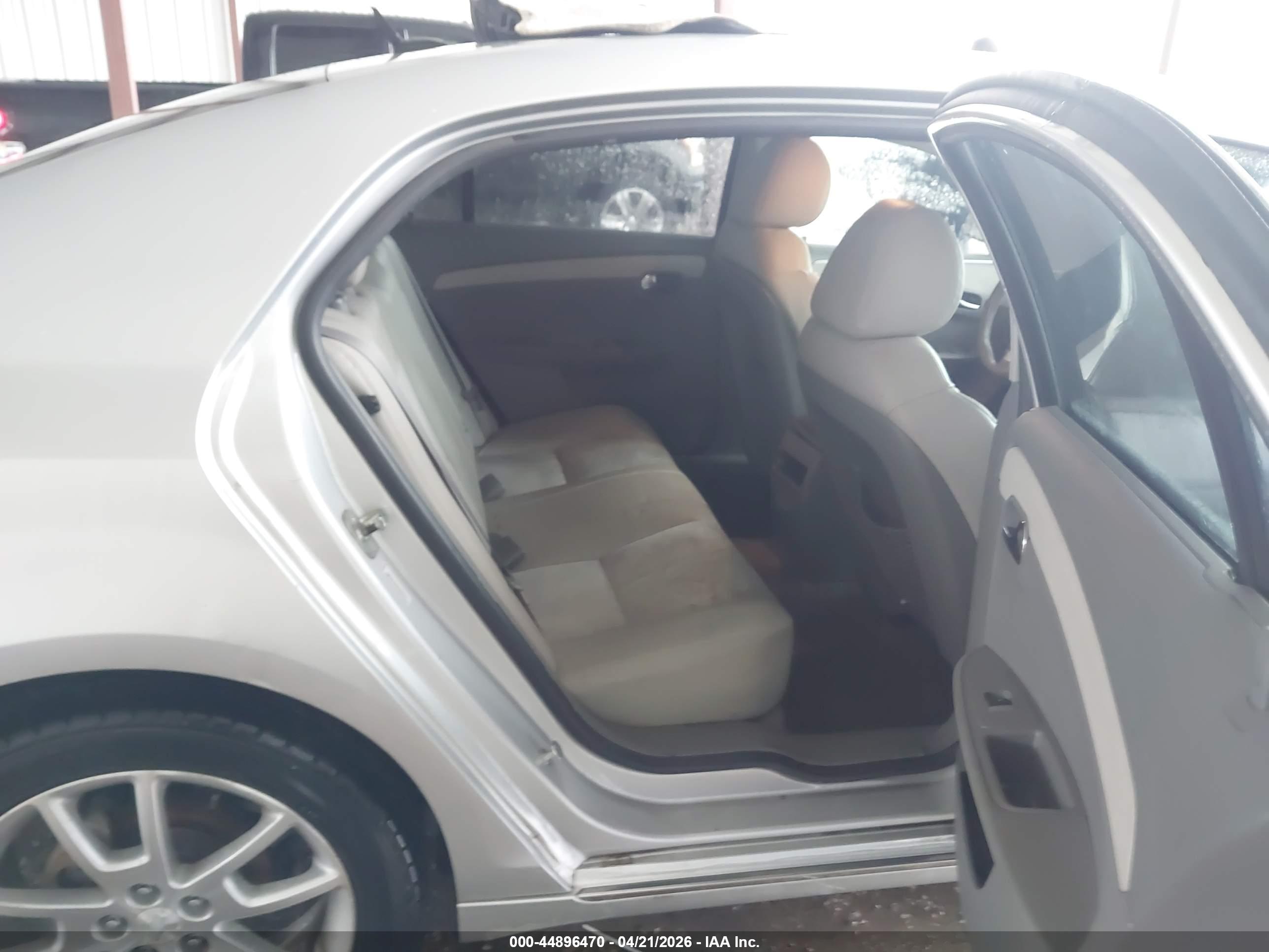 CHEVROLET MALIBU image 8