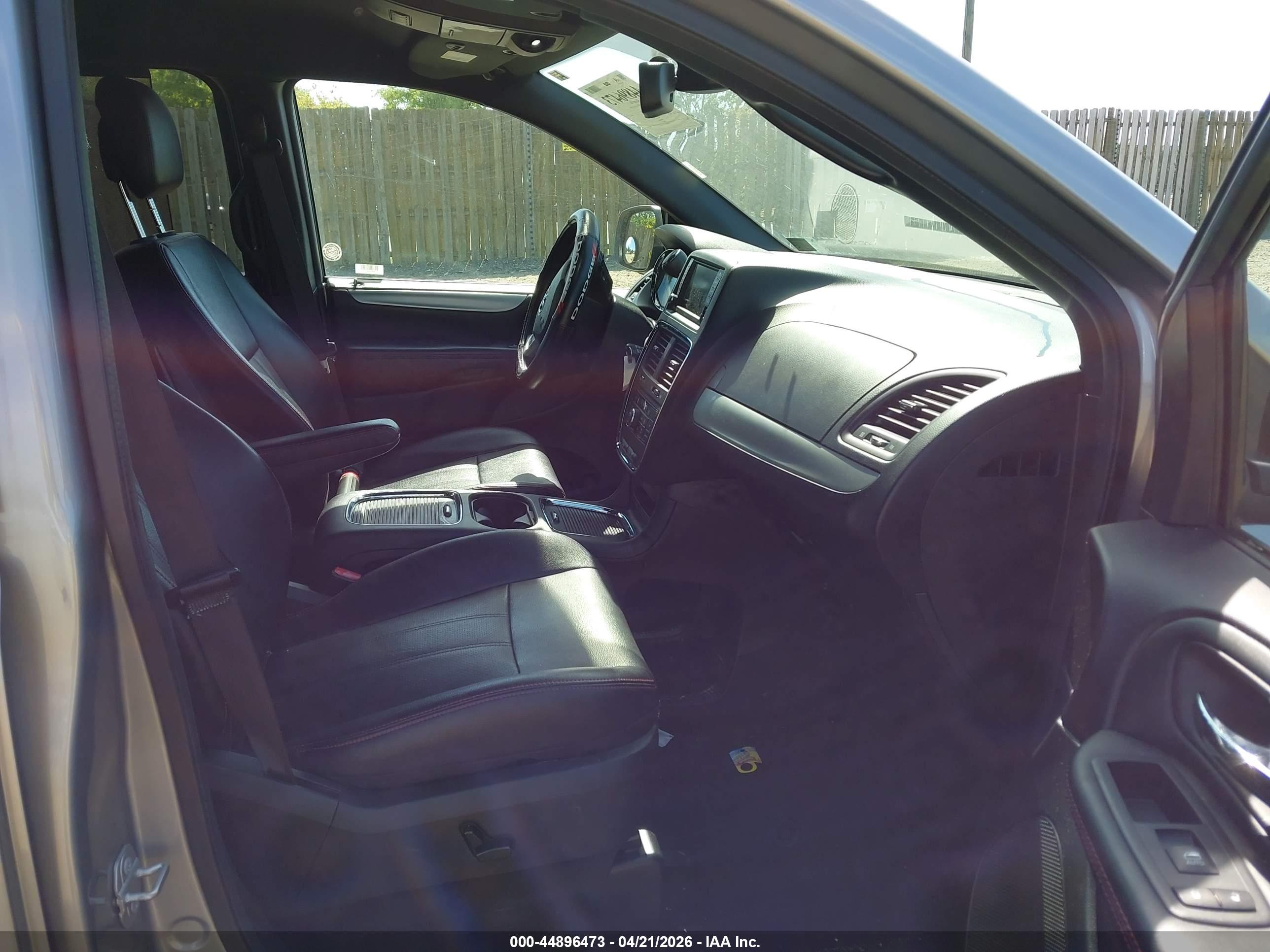 DODGE GRAND image 5