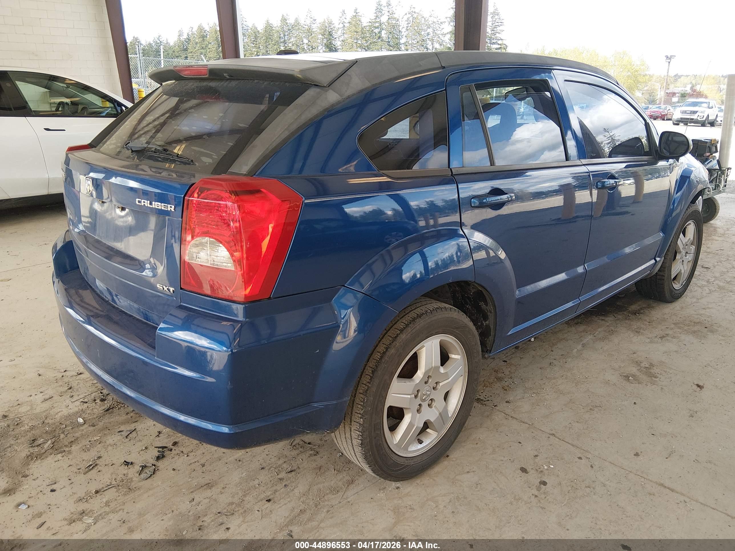 DODGE CALIBER image 4