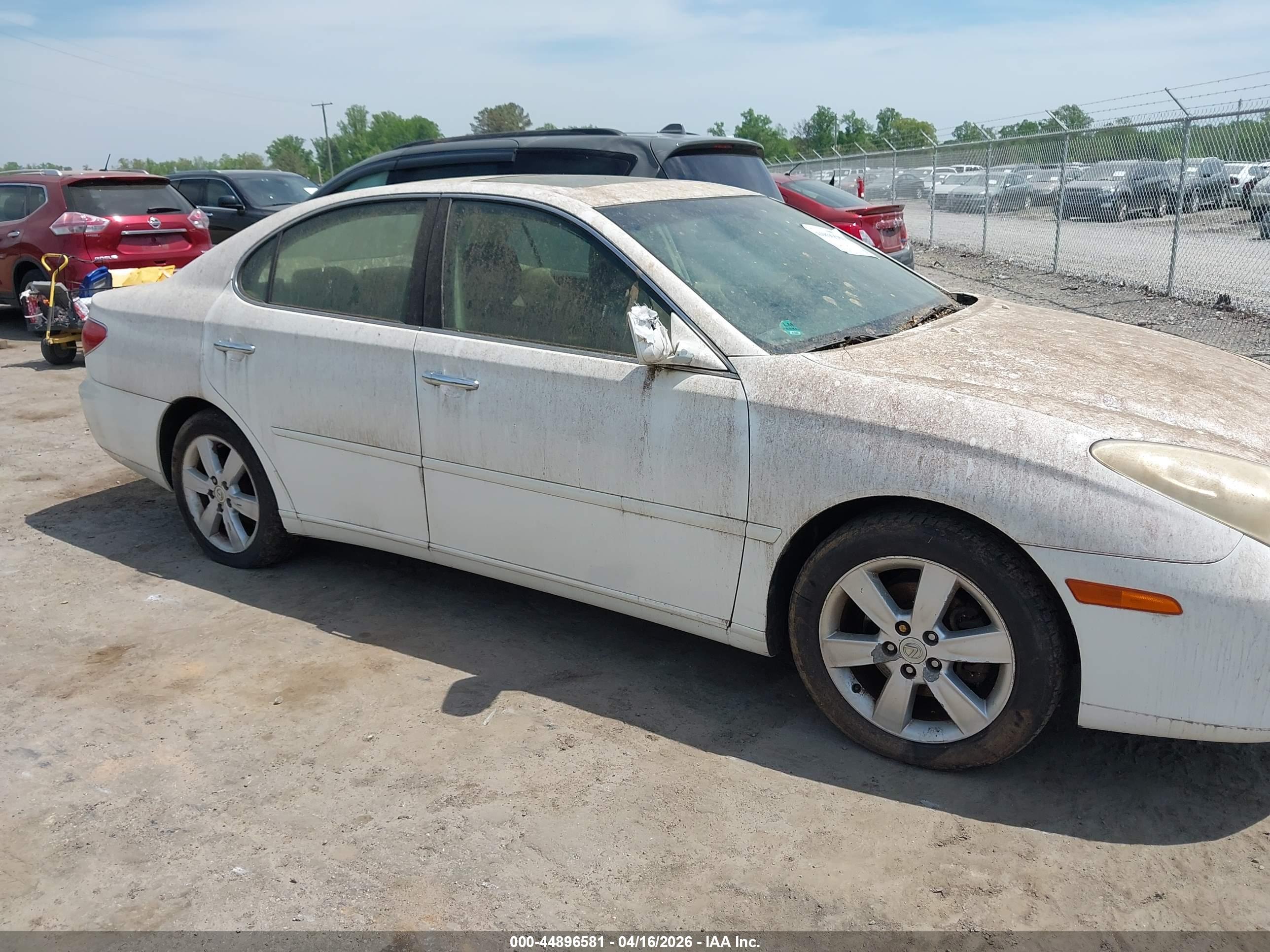 LEXUS ES image 6