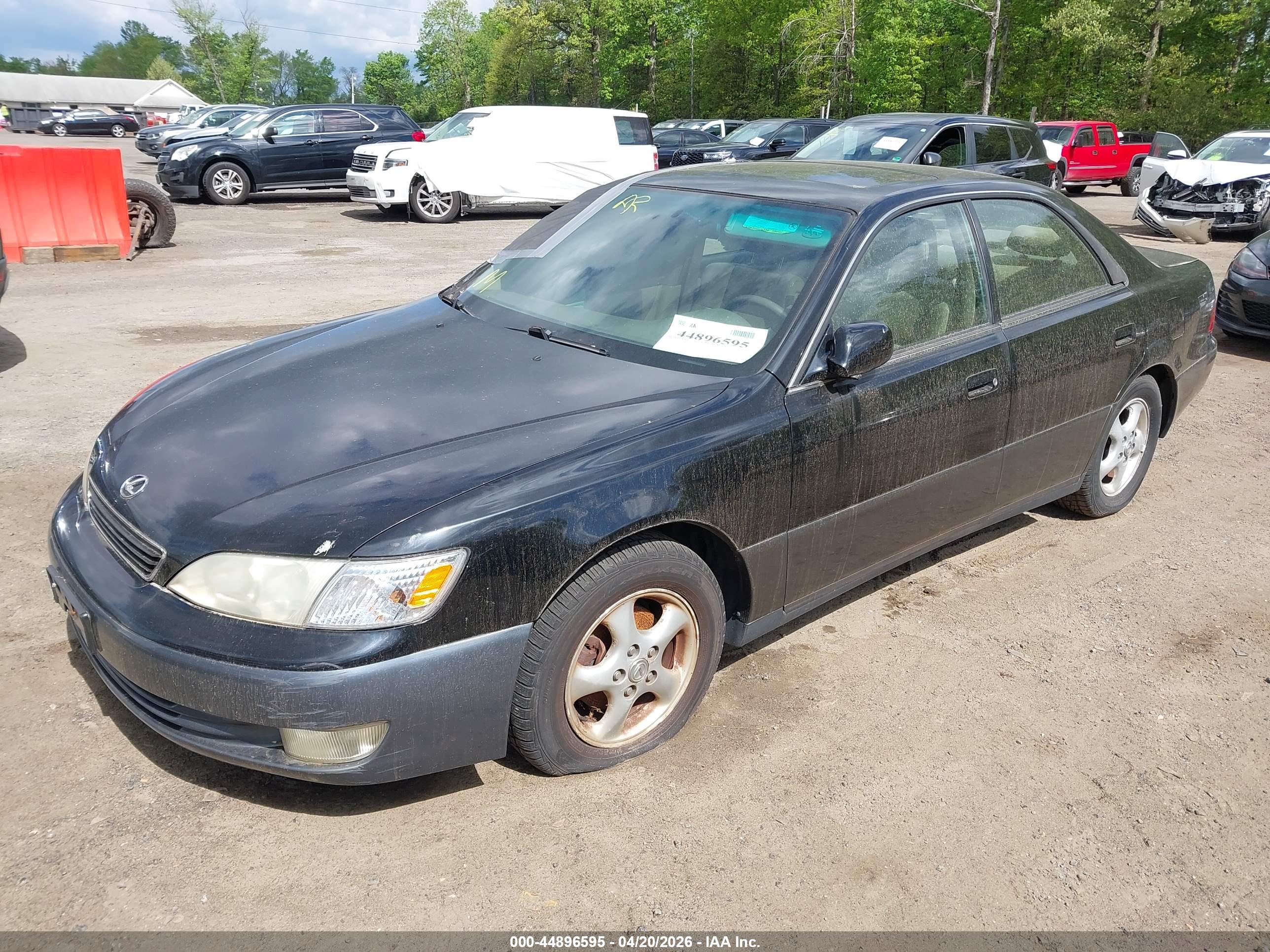 LEXUS ES image 2