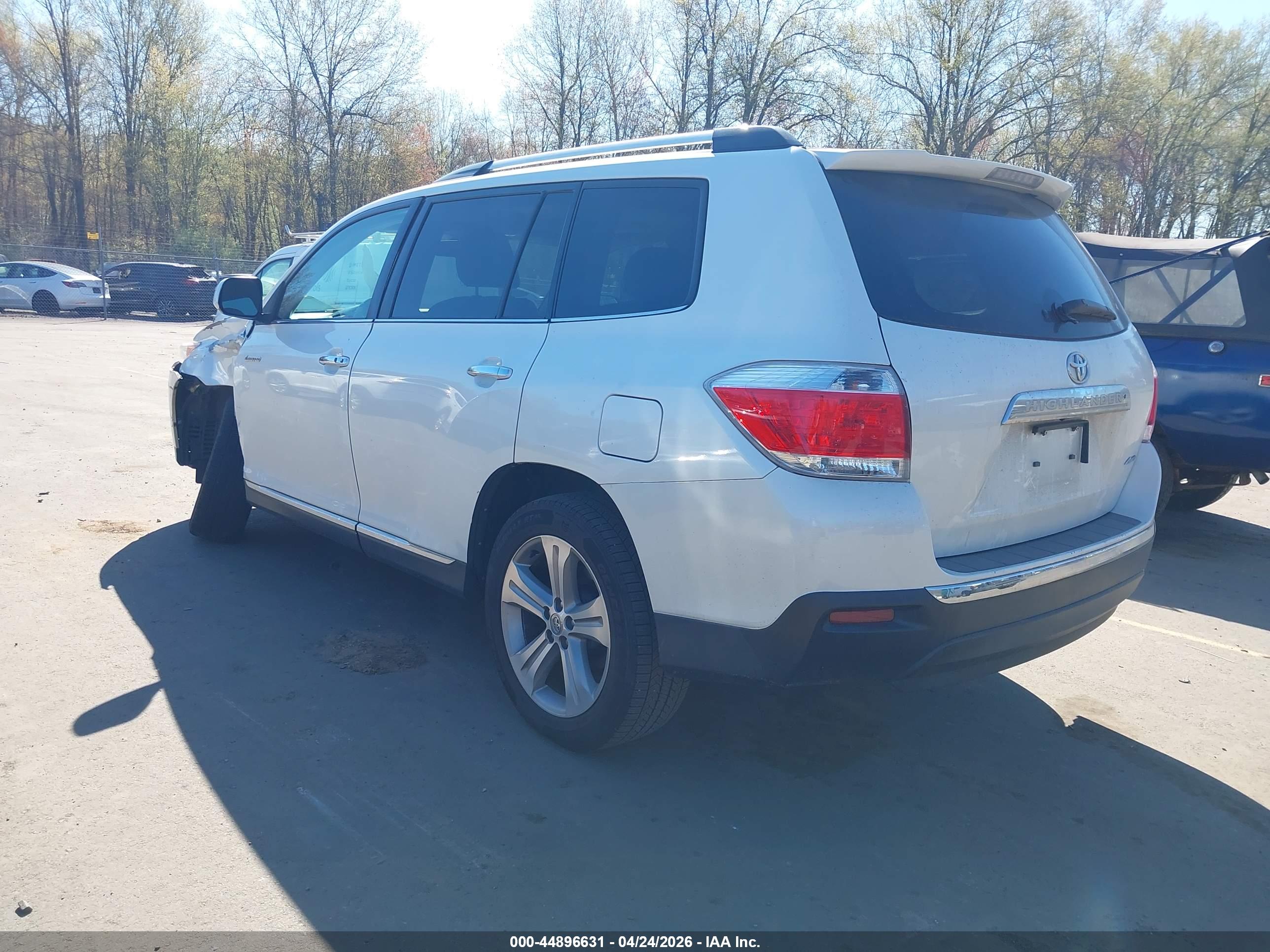 TOYOTA HIGHLANDER image 3