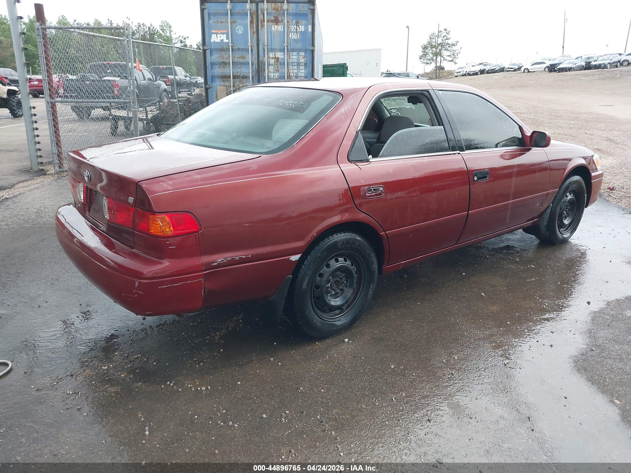TOYOTA CAMRY image 4