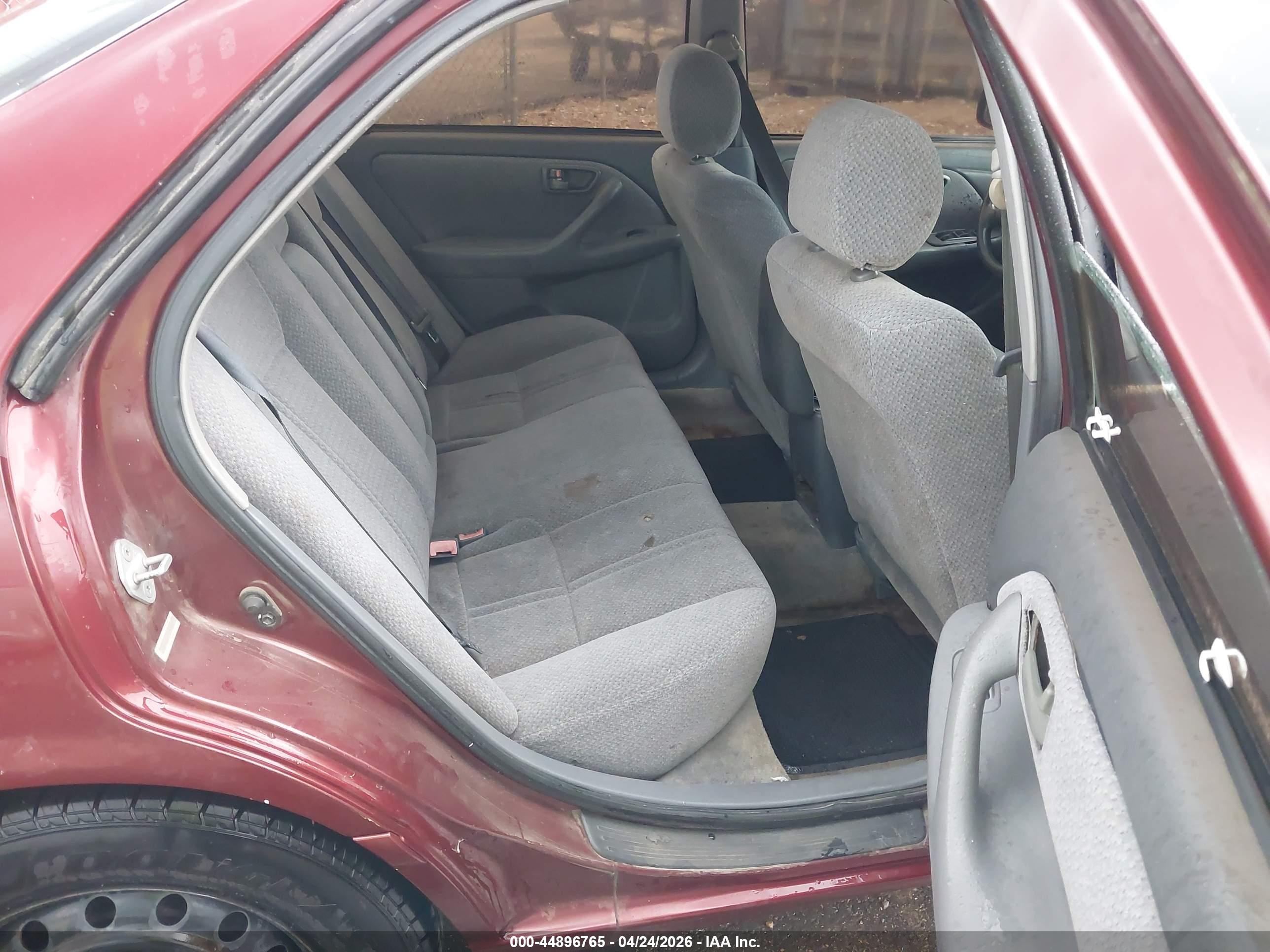 TOYOTA CAMRY image 8