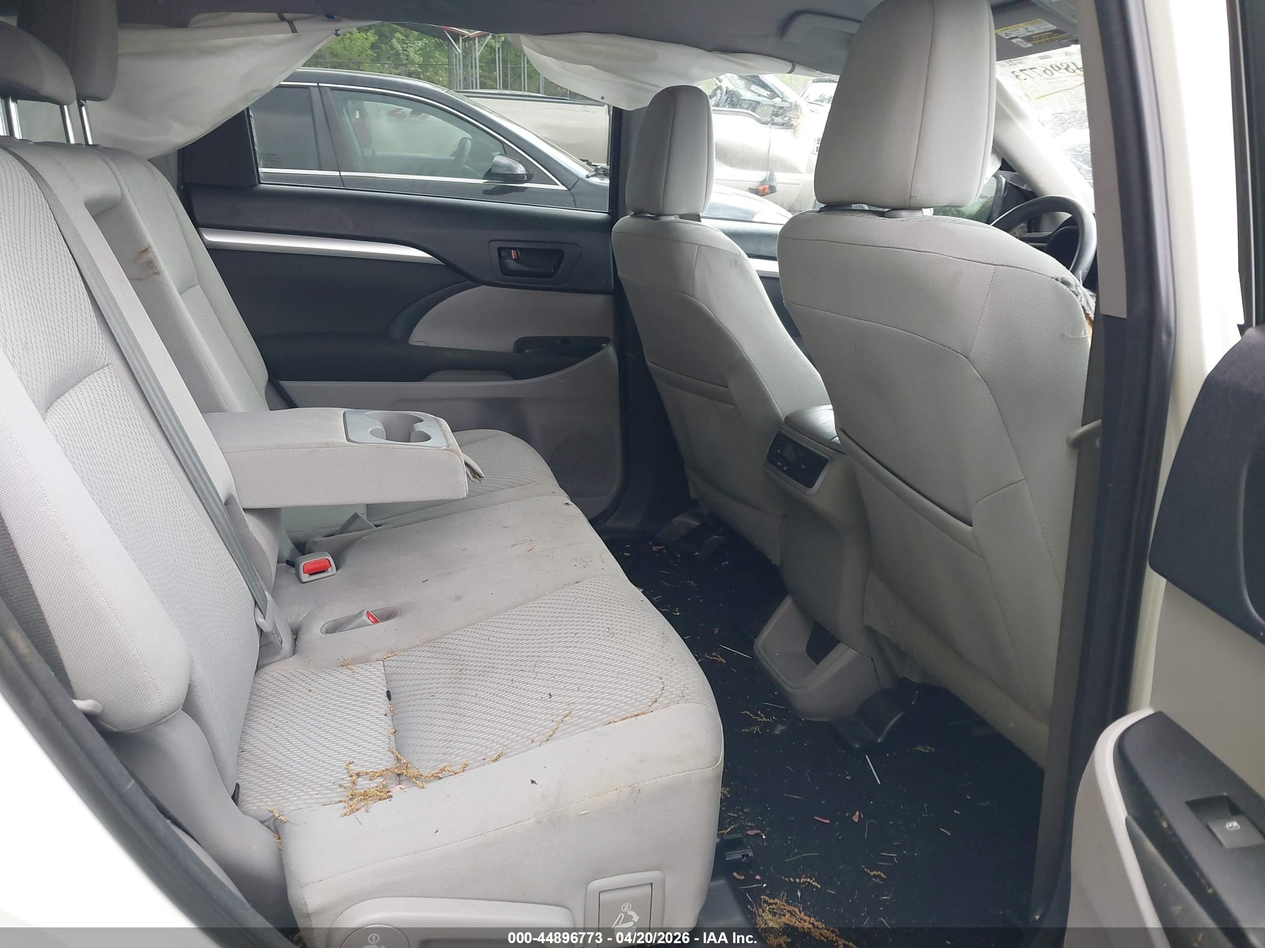 TOYOTA HIGHLANDER image 8