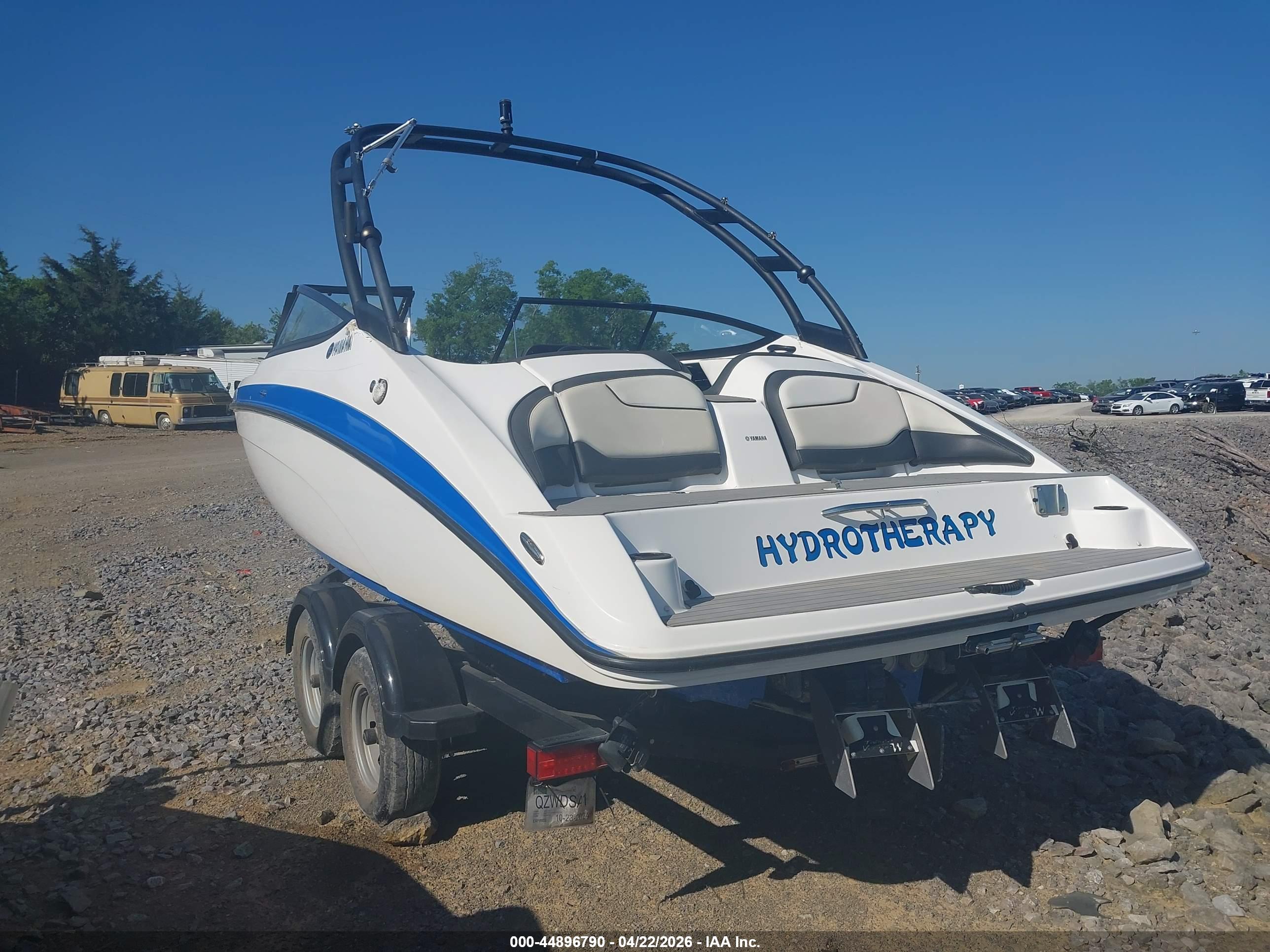 YAMAHA 21' image 3
