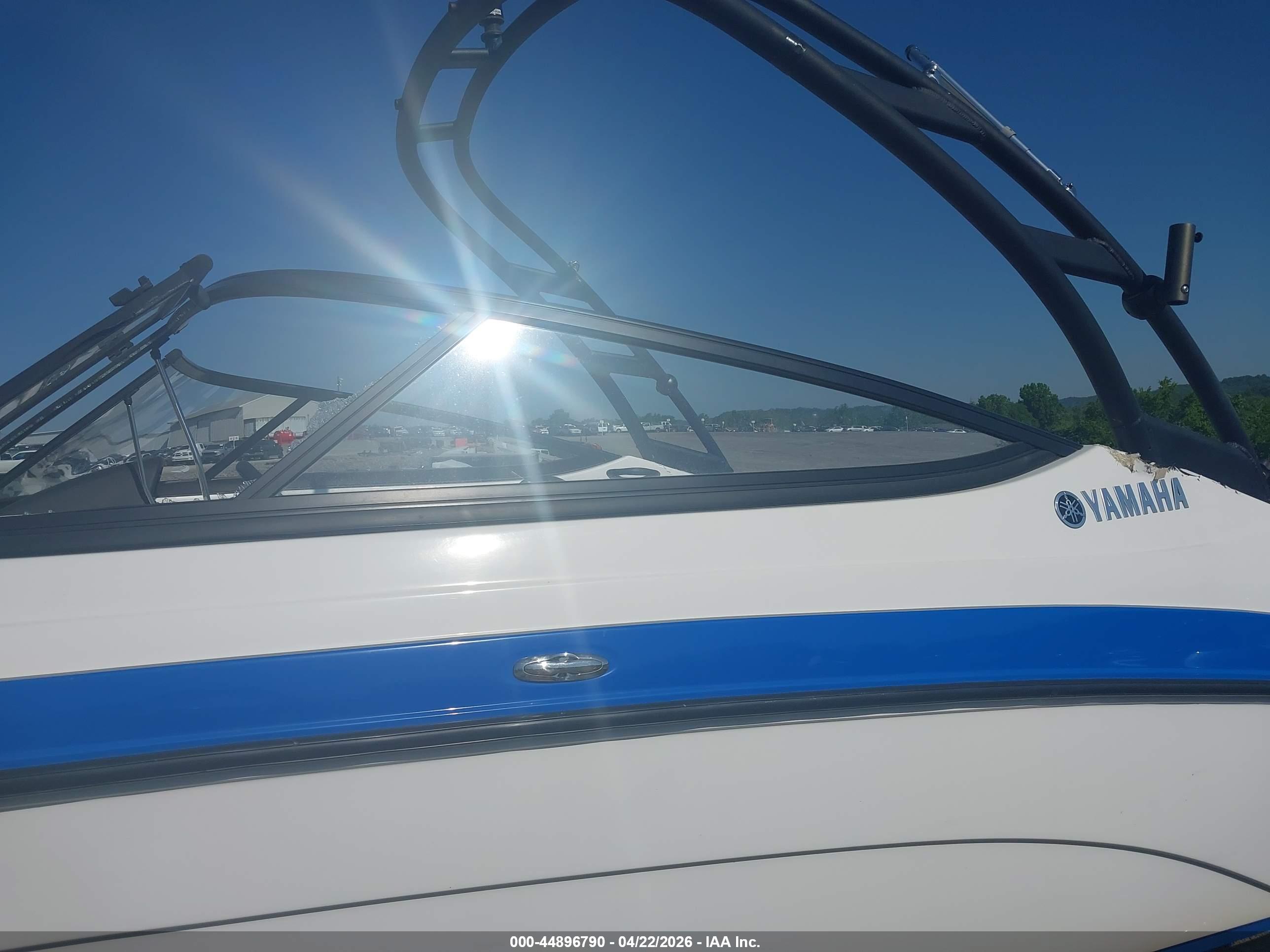 YAMAHA 21' image 6