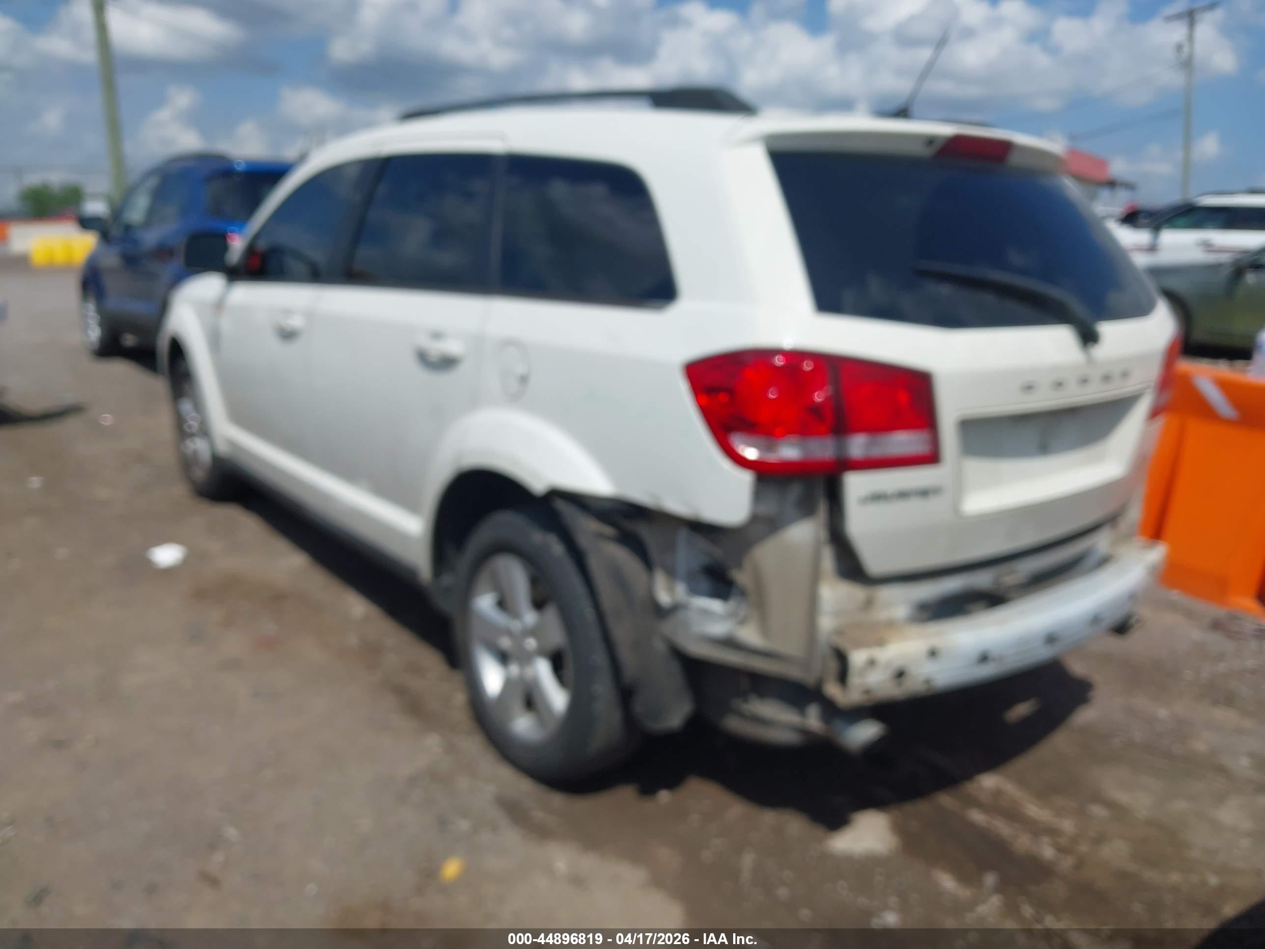 DODGE JOURNEY image 3