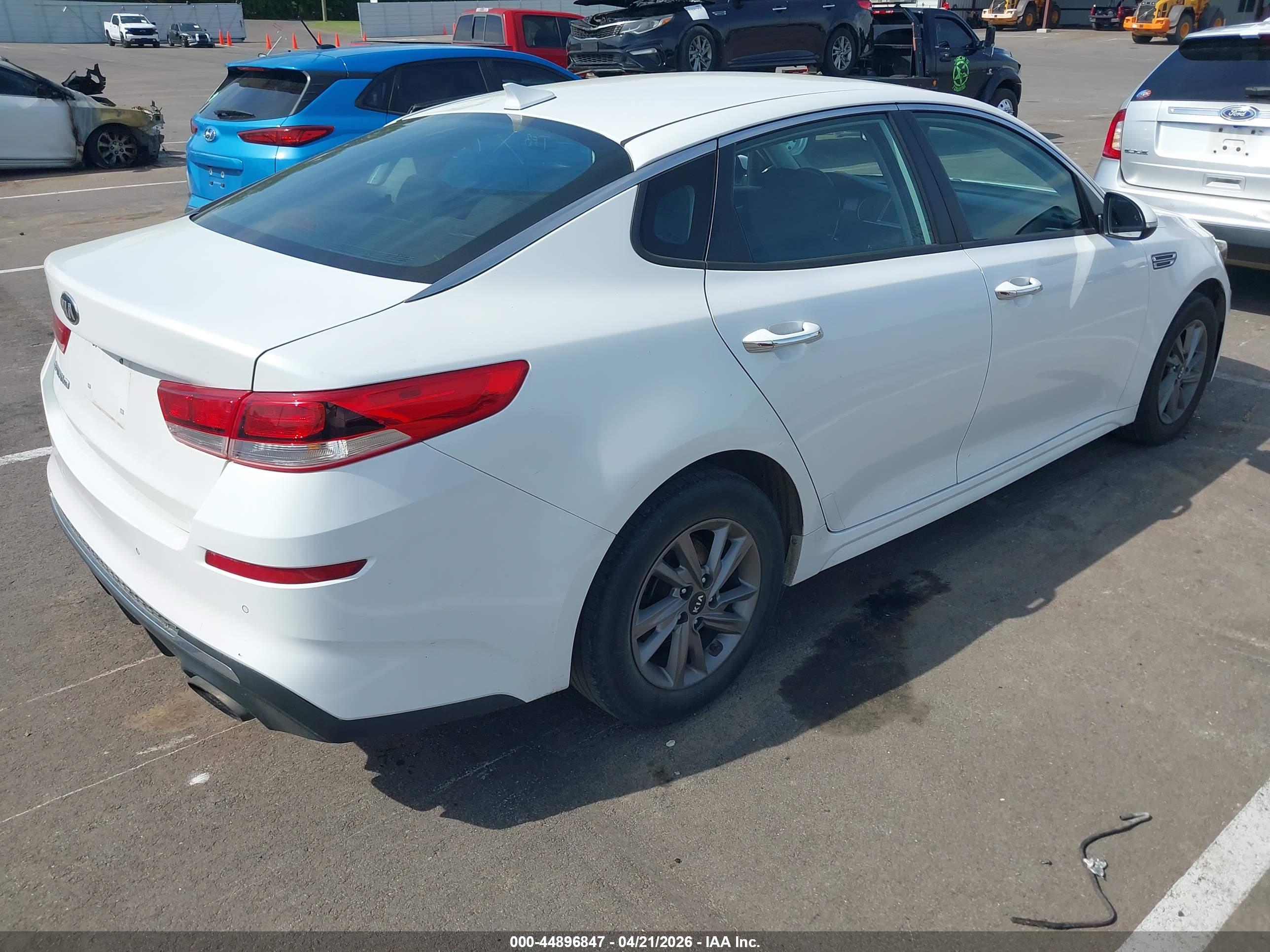 KIA OPTIMA image 4