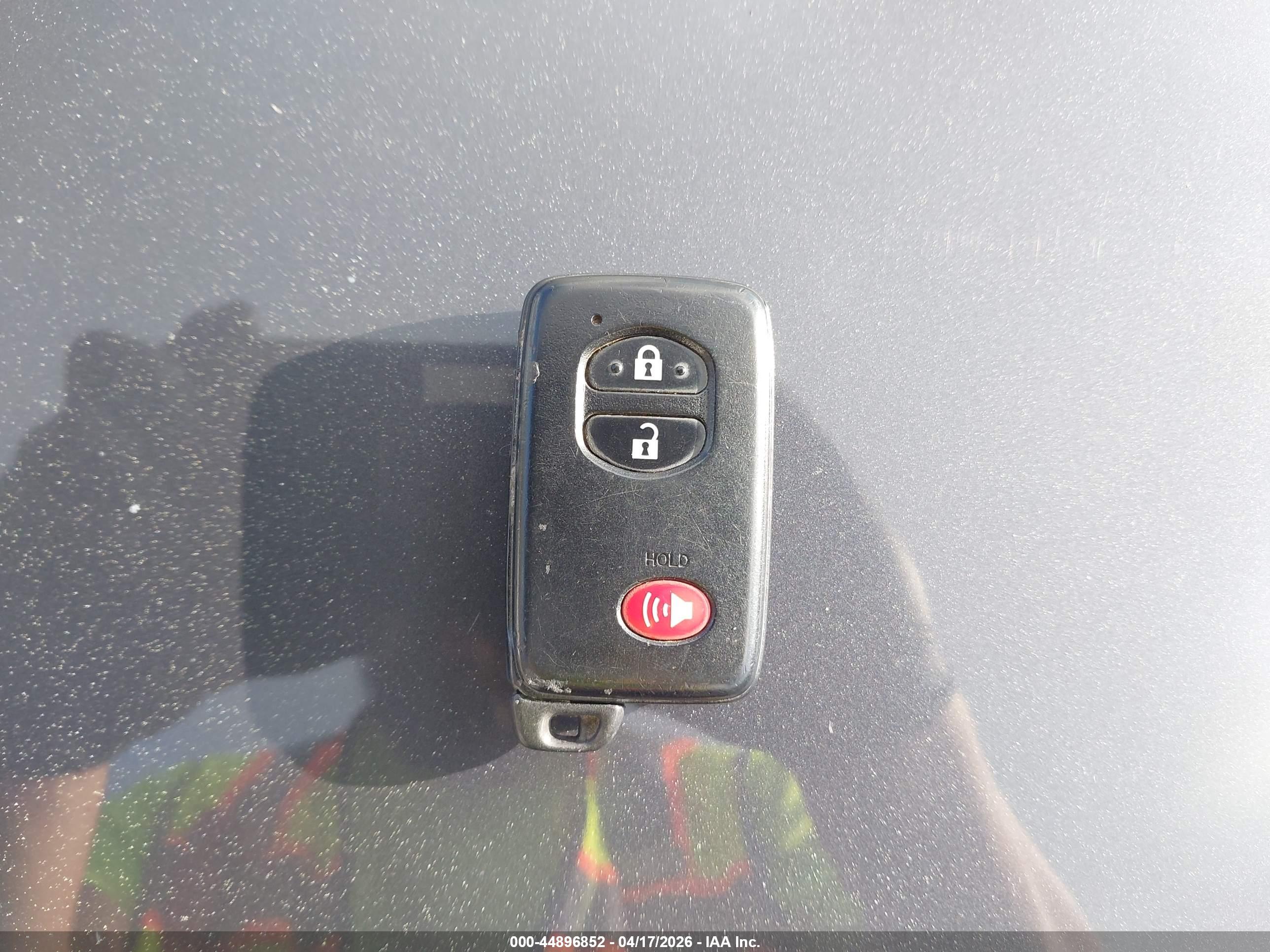 TOYOTA PRIUS image 11