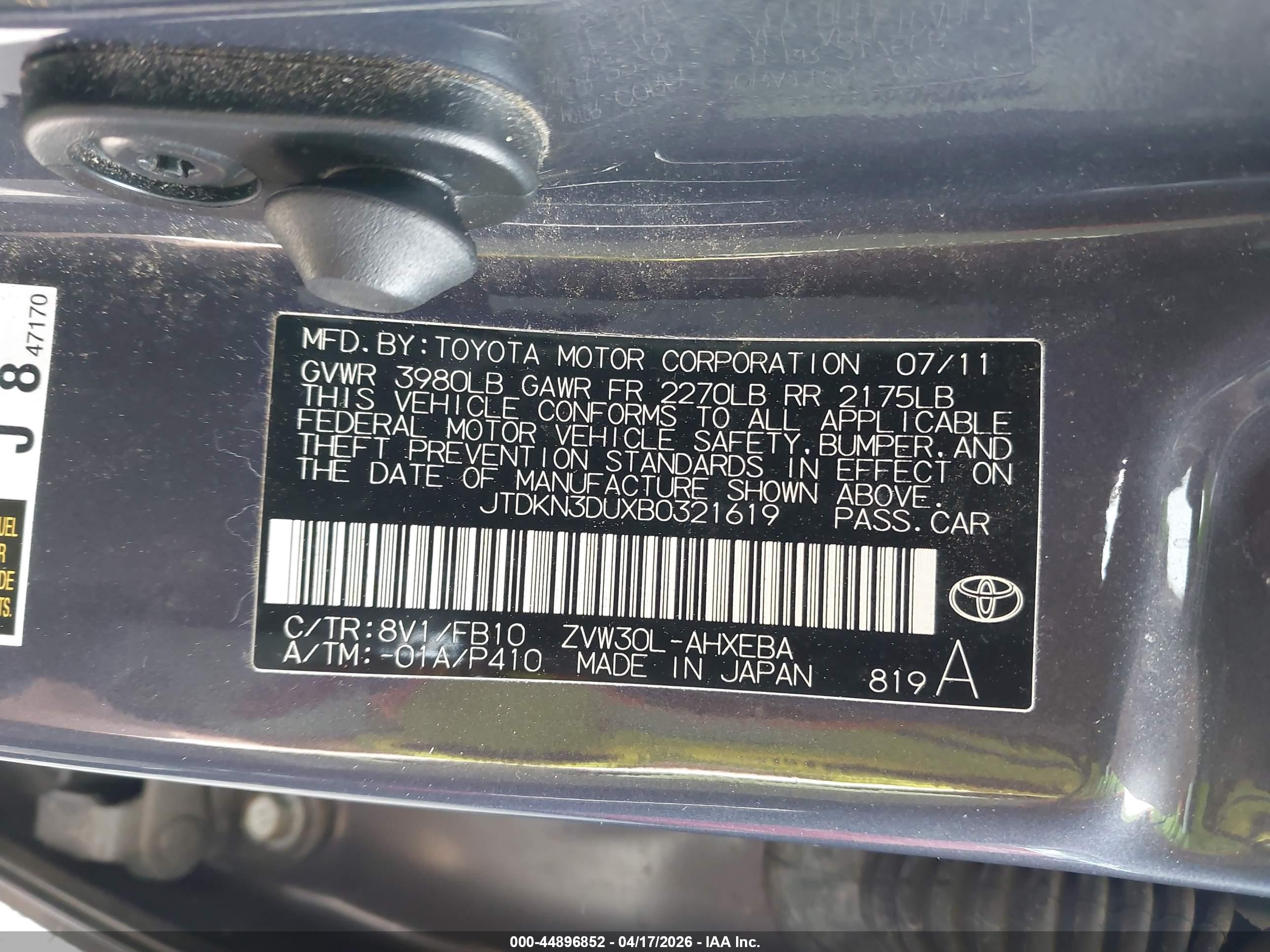 TOYOTA PRIUS image 9