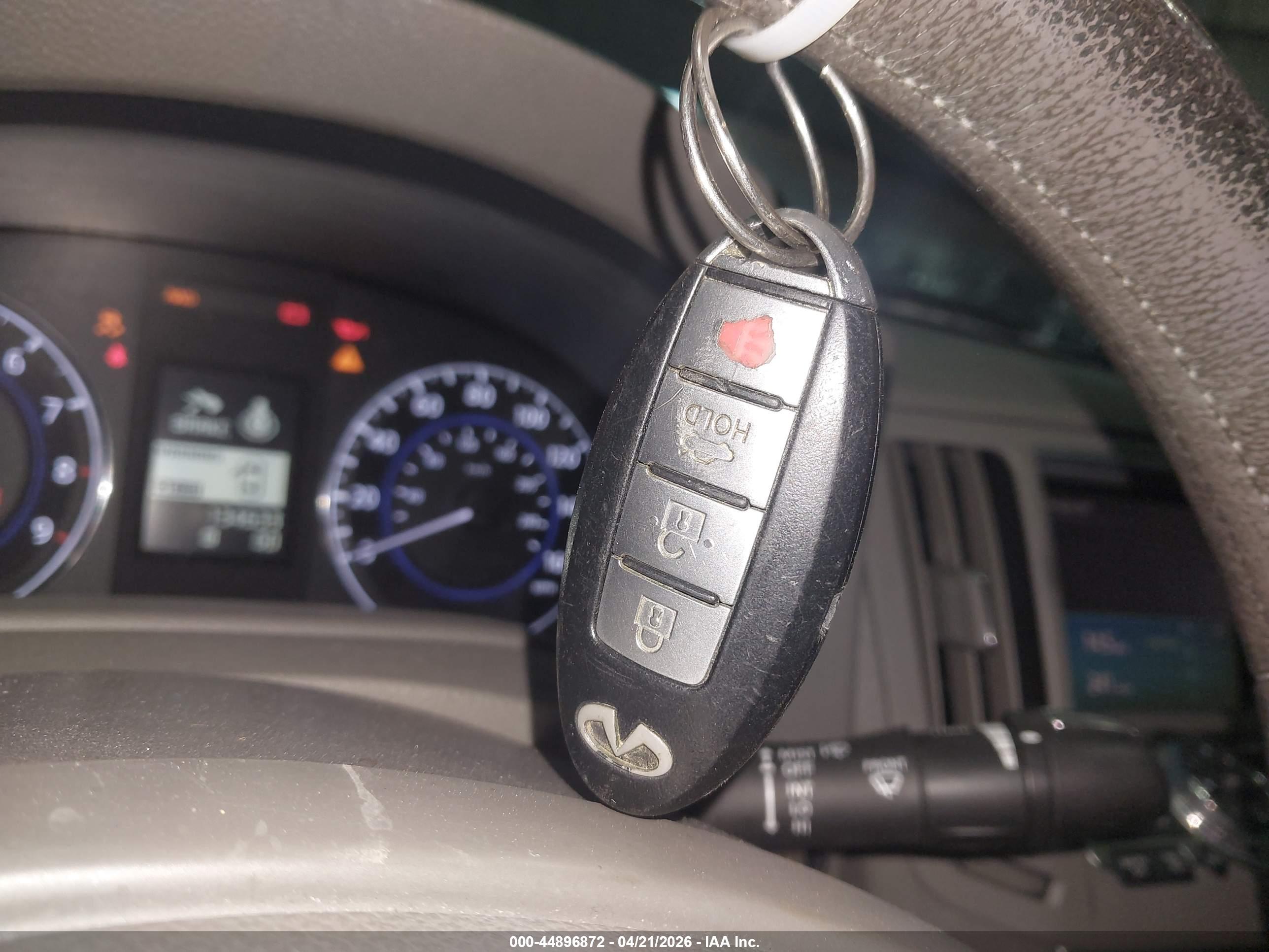 INFINITI G37X image 11