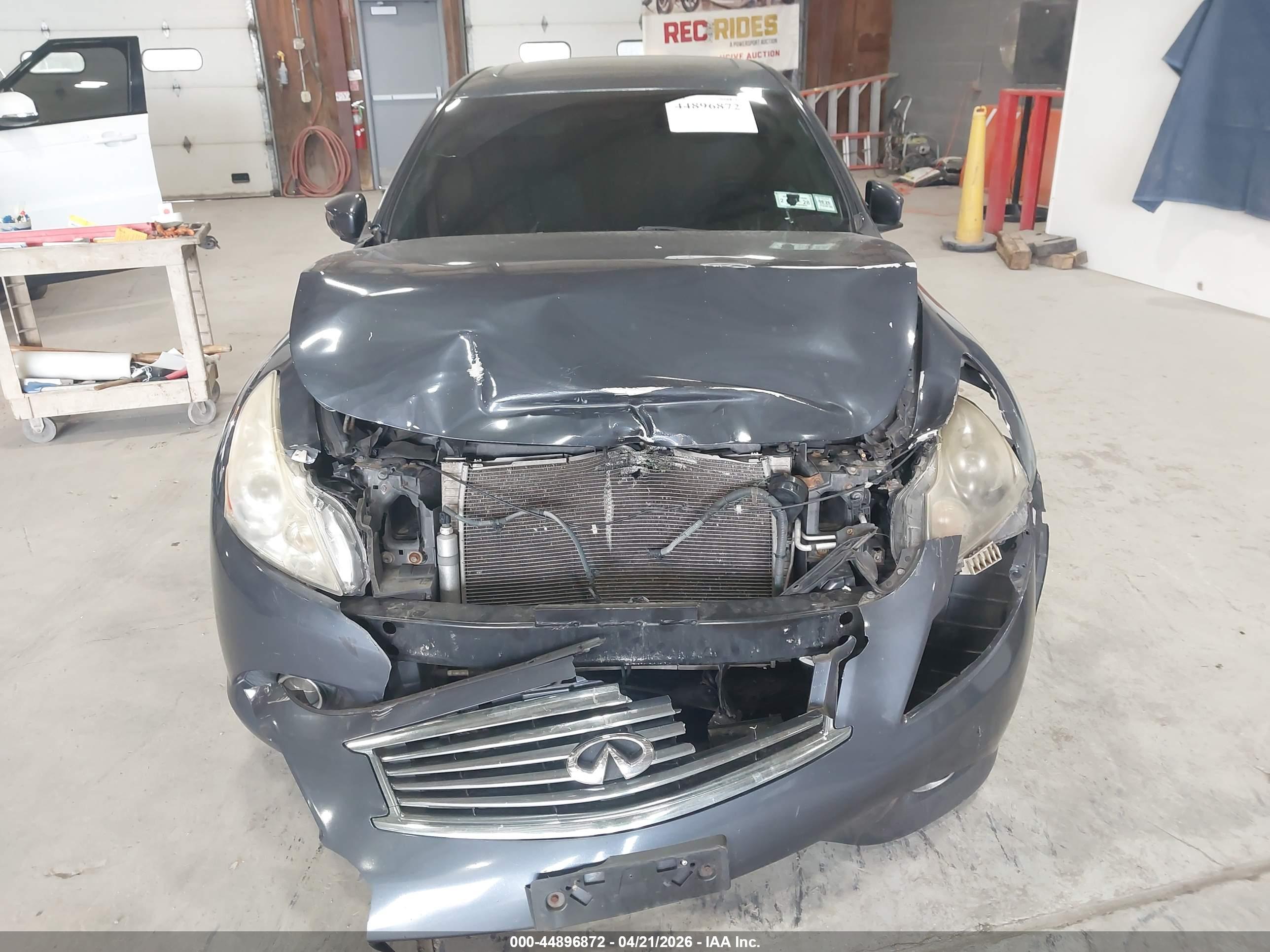 INFINITI G37X image 6